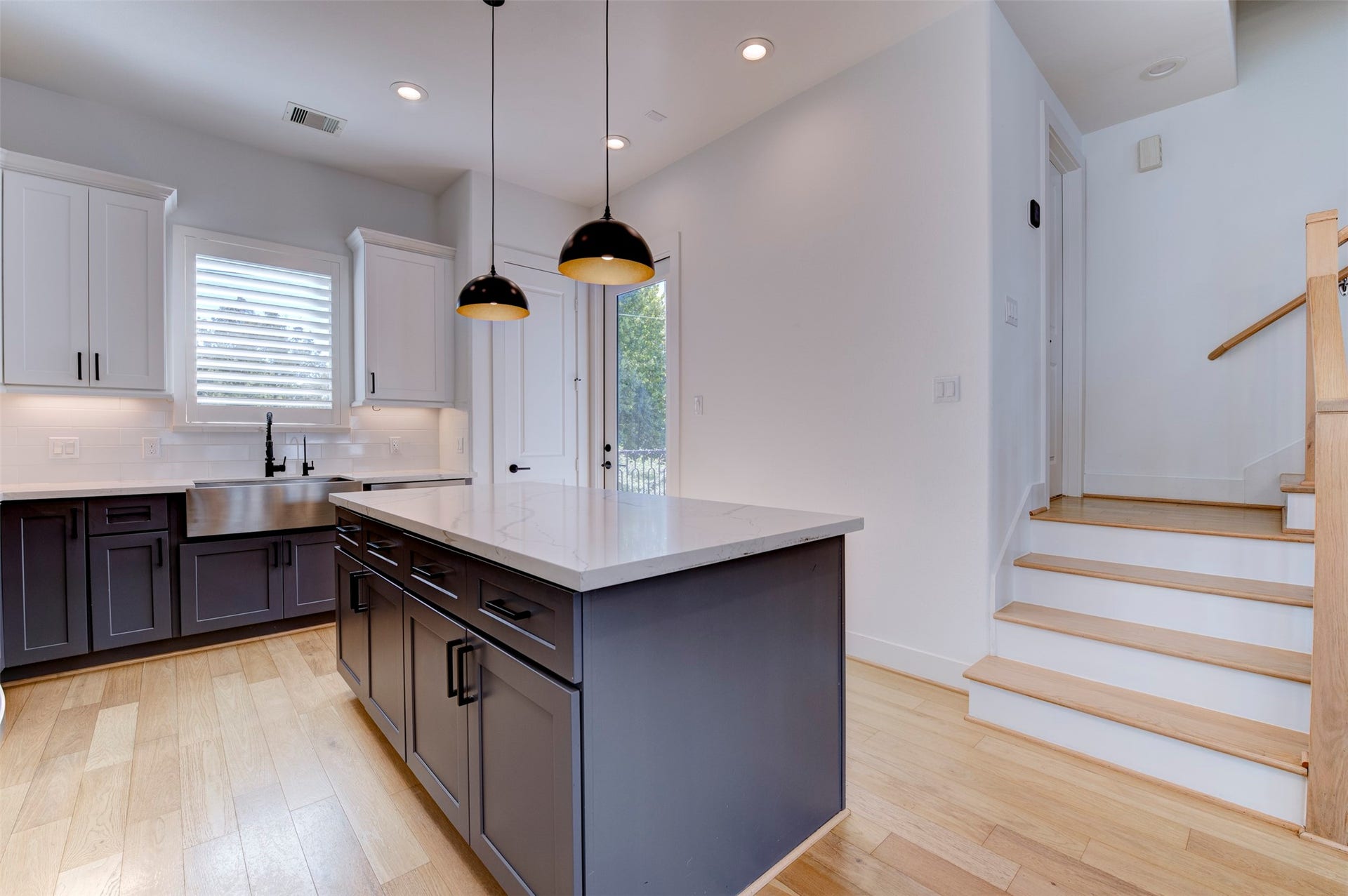 10910 Fire Creek Drive, Houston, TX 77043 10910 Fire Creek Drive, Houston, TX 77043
