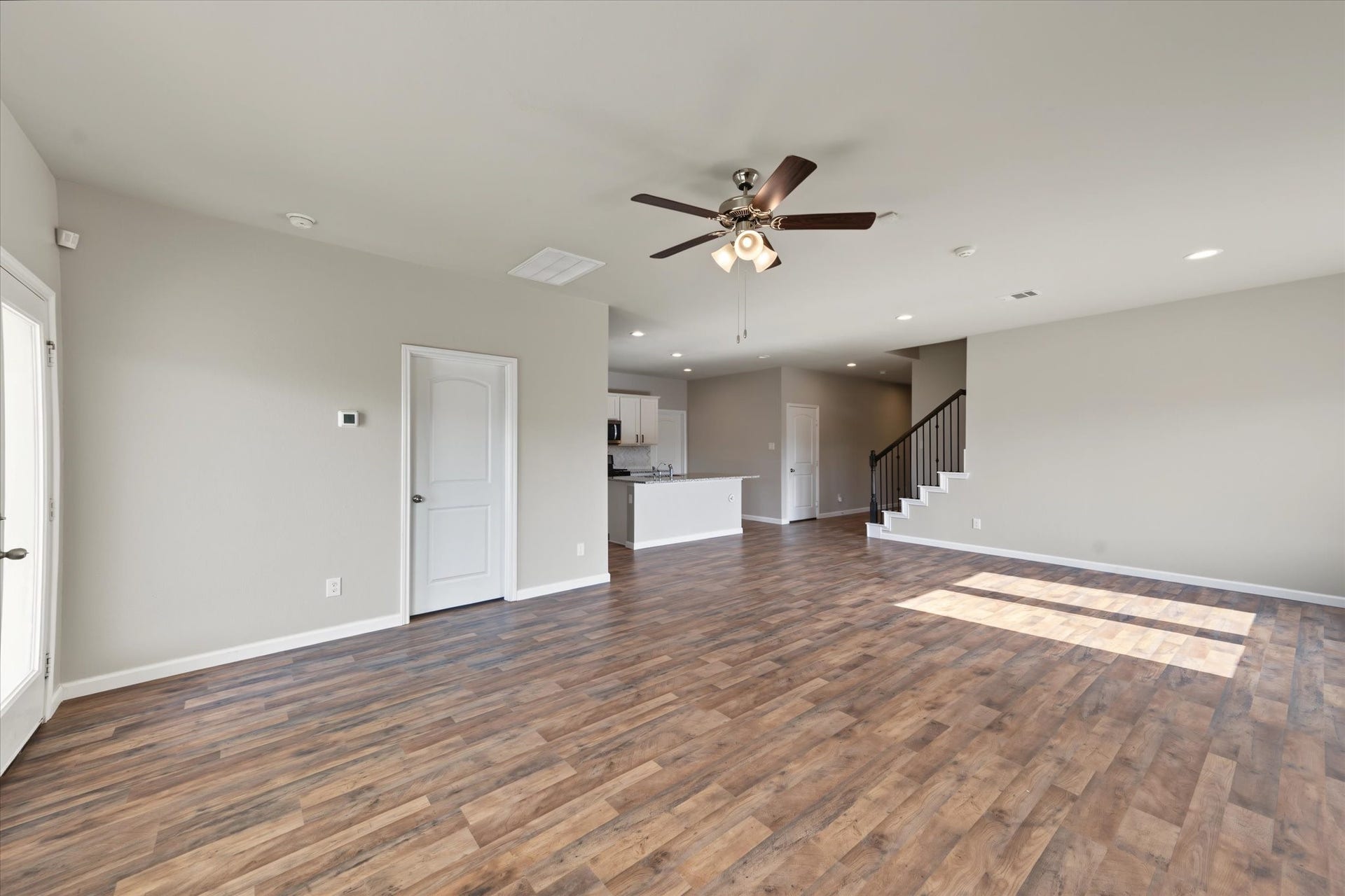 6042 Dulcina Court, Conroe, TX 77304 6042 Dulcina Court, Conroe, TX 77304