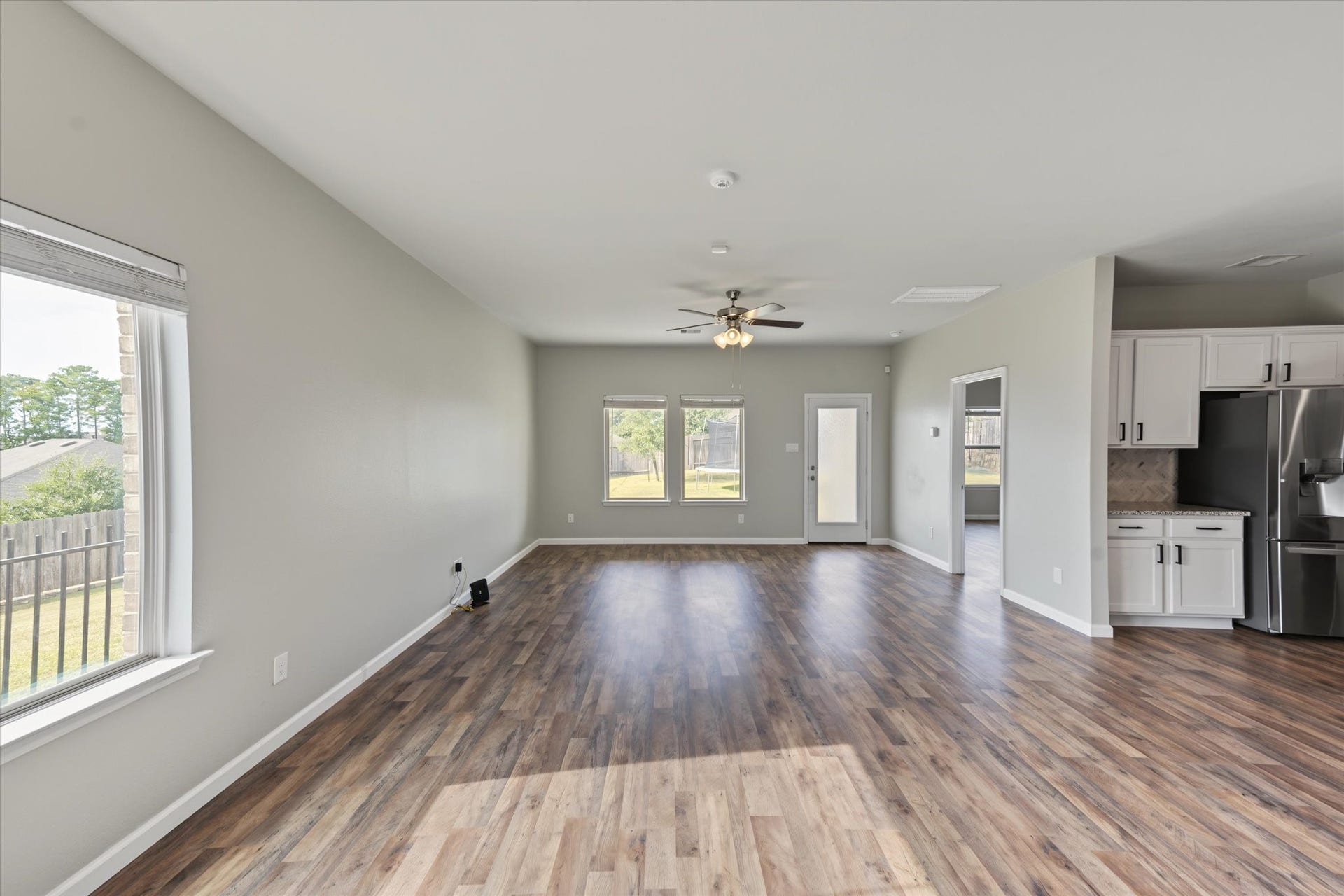 6042 Dulcina Court, Conroe, TX 77304 6042 Dulcina Court, Conroe, TX 77304