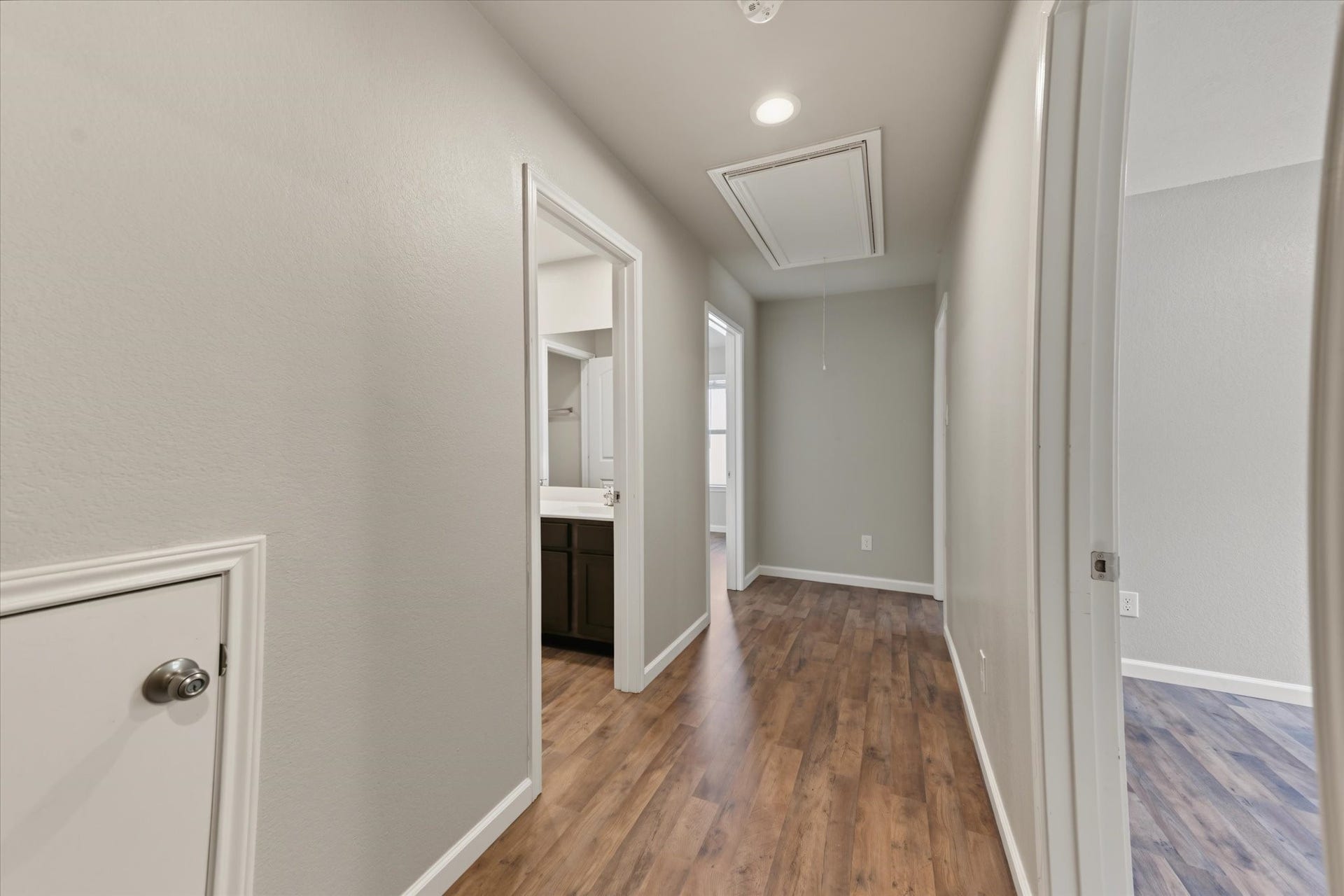 6042 Dulcina Court, Conroe, TX 77304 6042 Dulcina Court, Conroe, TX 77304