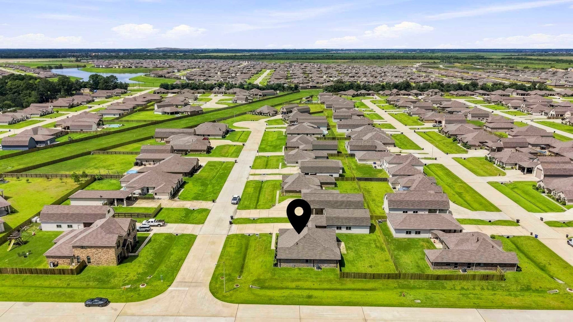 2102 Wikiup Street, Dickinson, TX 77539 View of corner lot and cul-de-sac.