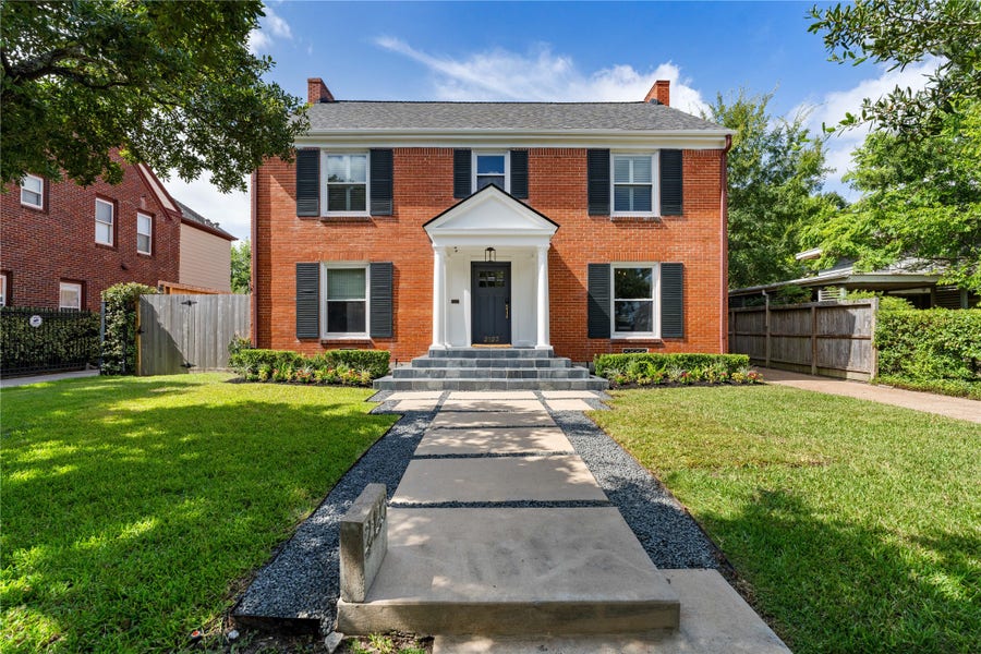 Property photo for 2123 University Boulevard, Houston, TX