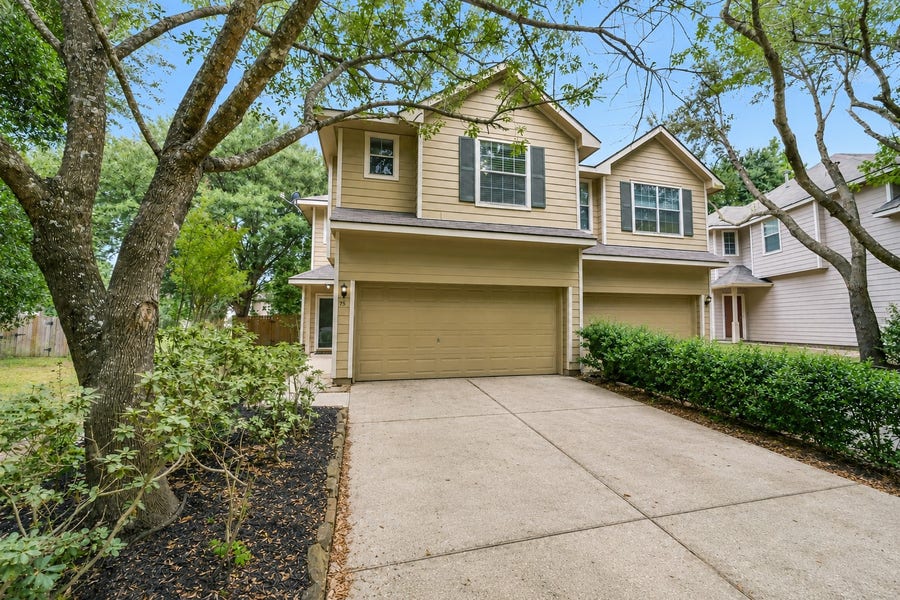 Property photo for 75 Summerhaze Circle, The Woodlands, TX