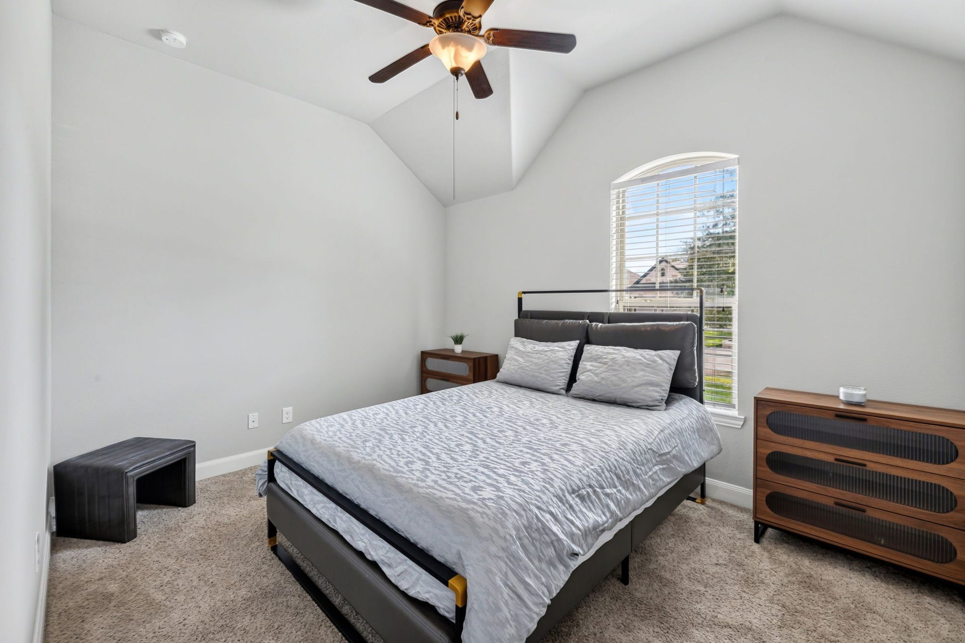 13407 Cameron Reach Drive, Tomball, TX 77377 13407 Cameron Reach Drive, Tomball, TX 77377