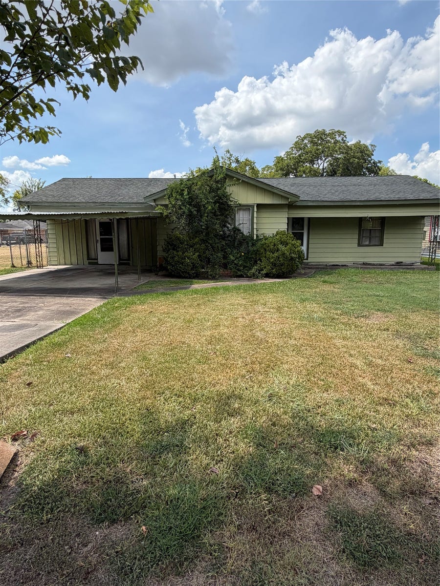 Property photo for 9422 Coffee Street, Houston, TX