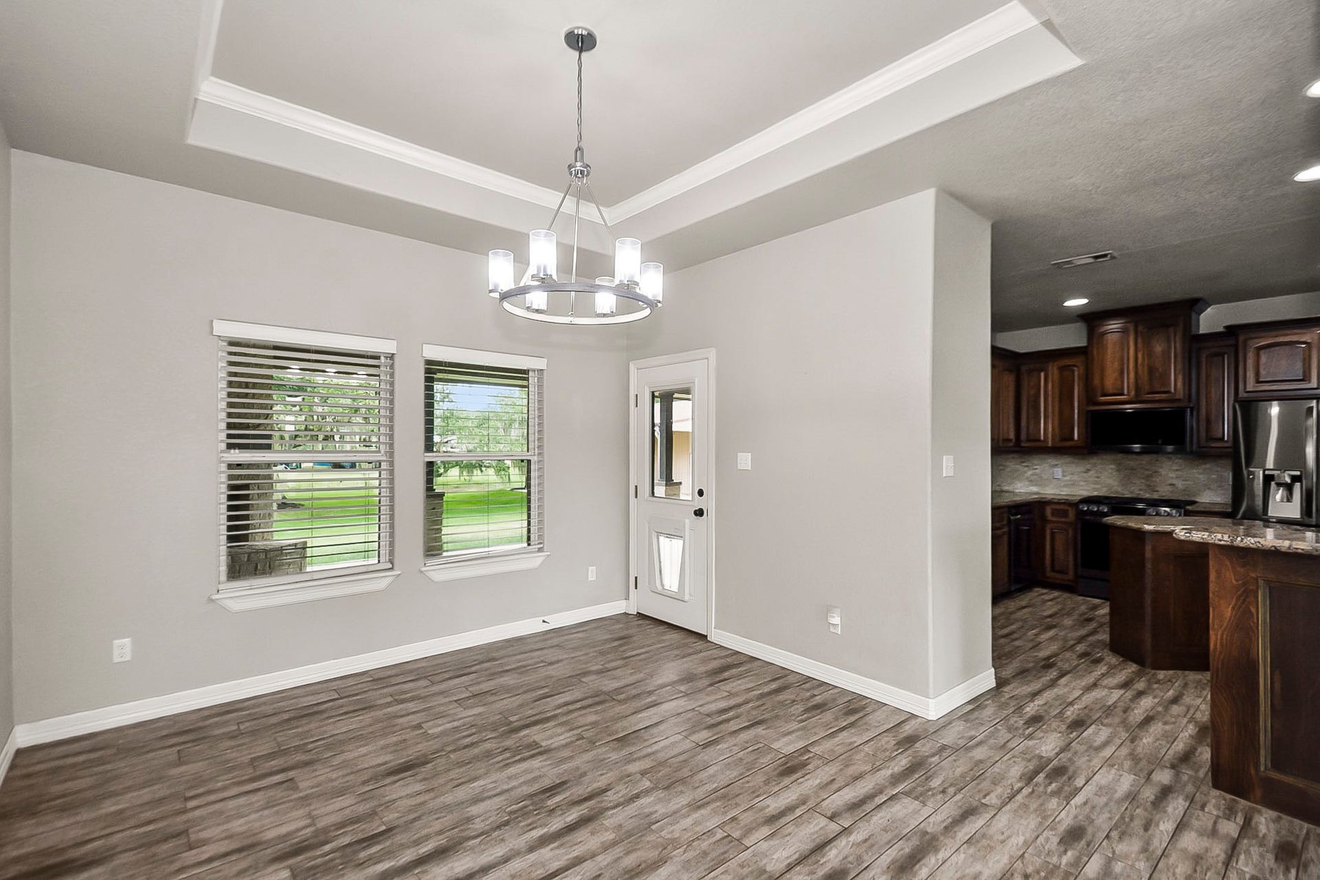 Dining space off kitchen
