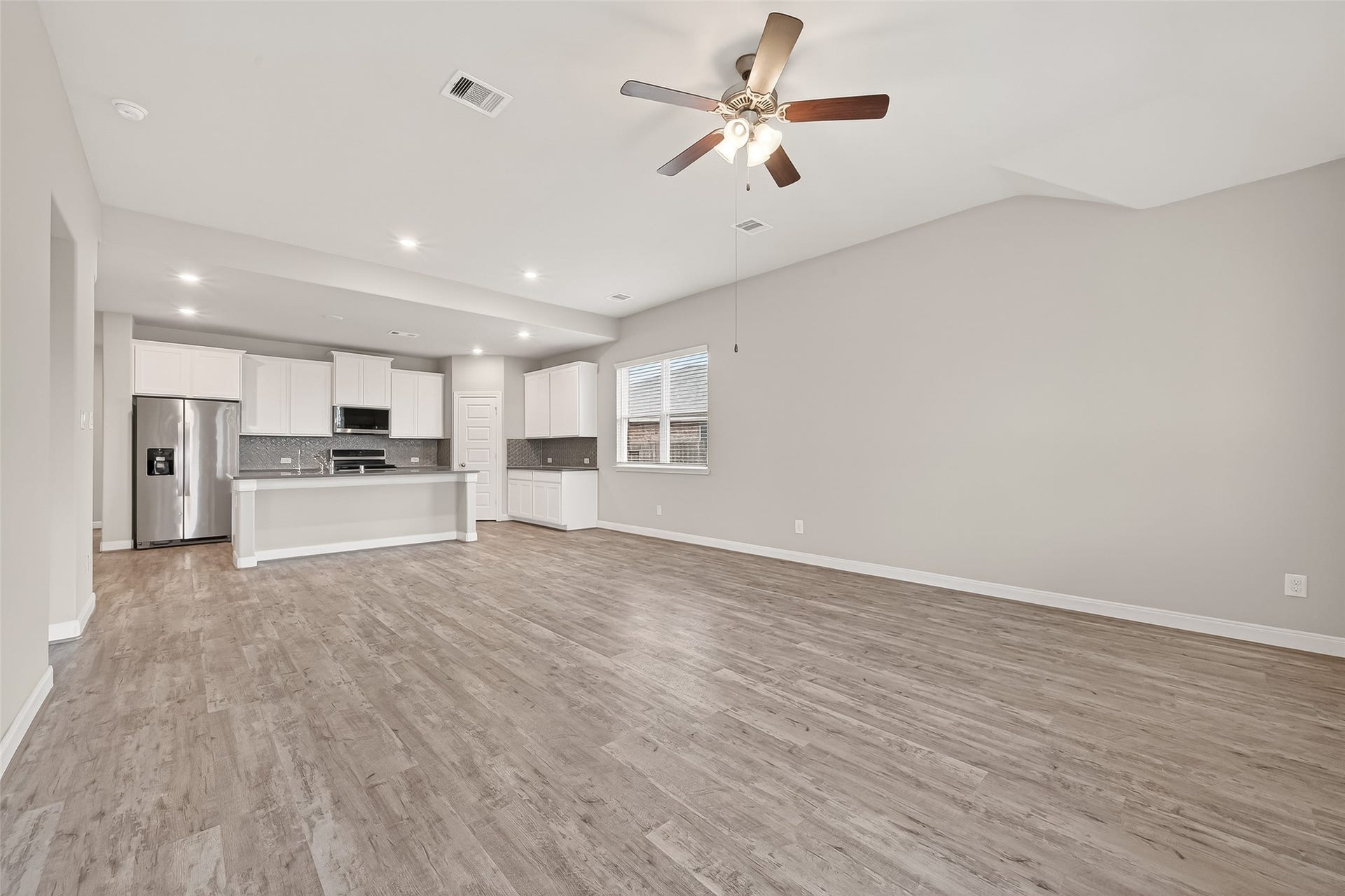 11407 Brookside Arbor Lane, Richmond, TX 77406 Living room