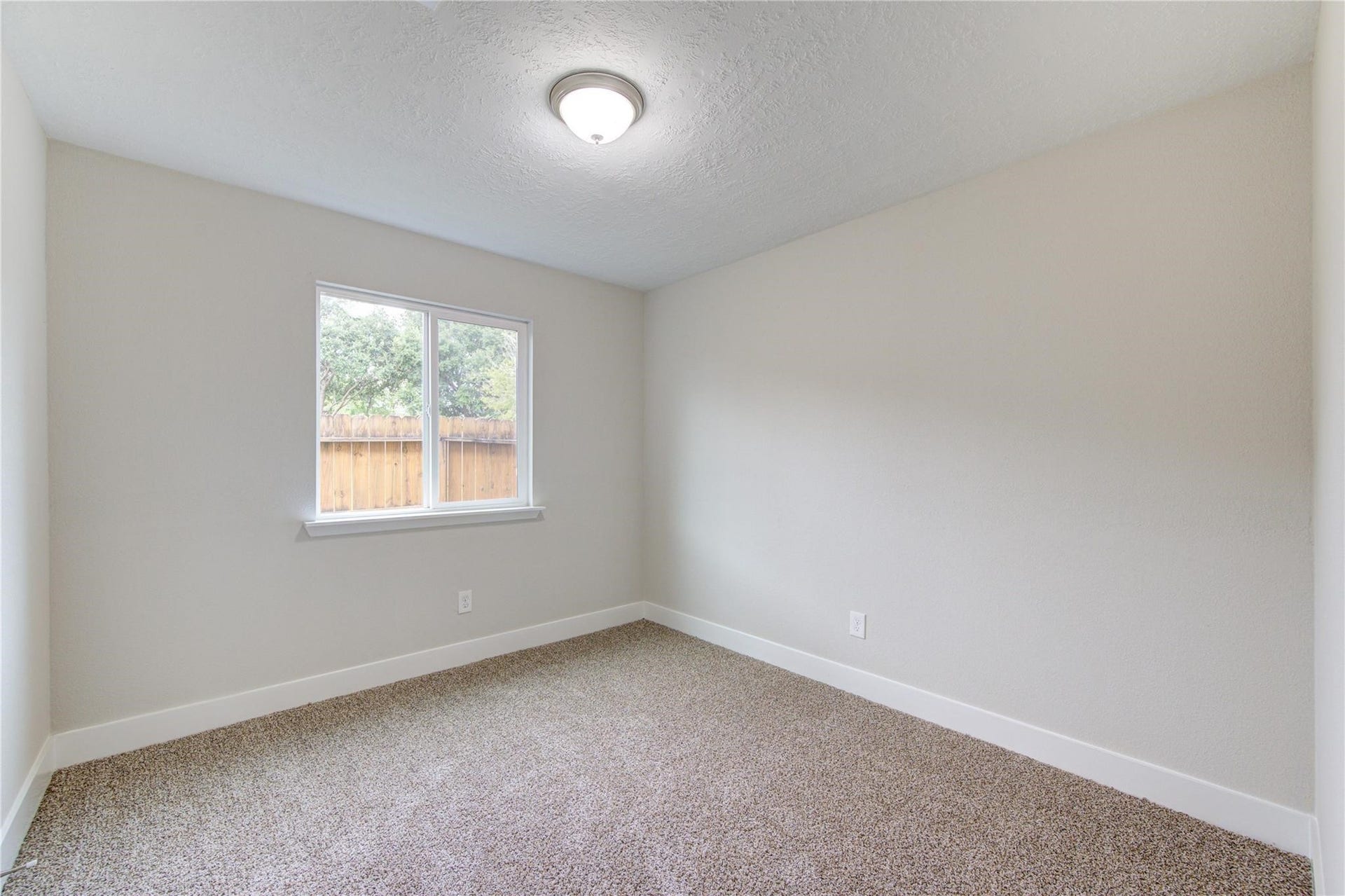328 Meadow Wood Ct Court, League City, TX 77573 328 Meadow Wood Ct Court, League City, TX 77573