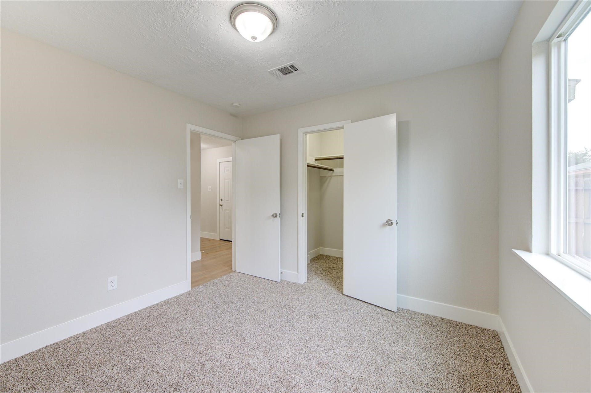 328 Meadow Wood Ct Court, League City, TX 77573 328 Meadow Wood Ct Court, League City, TX 77573