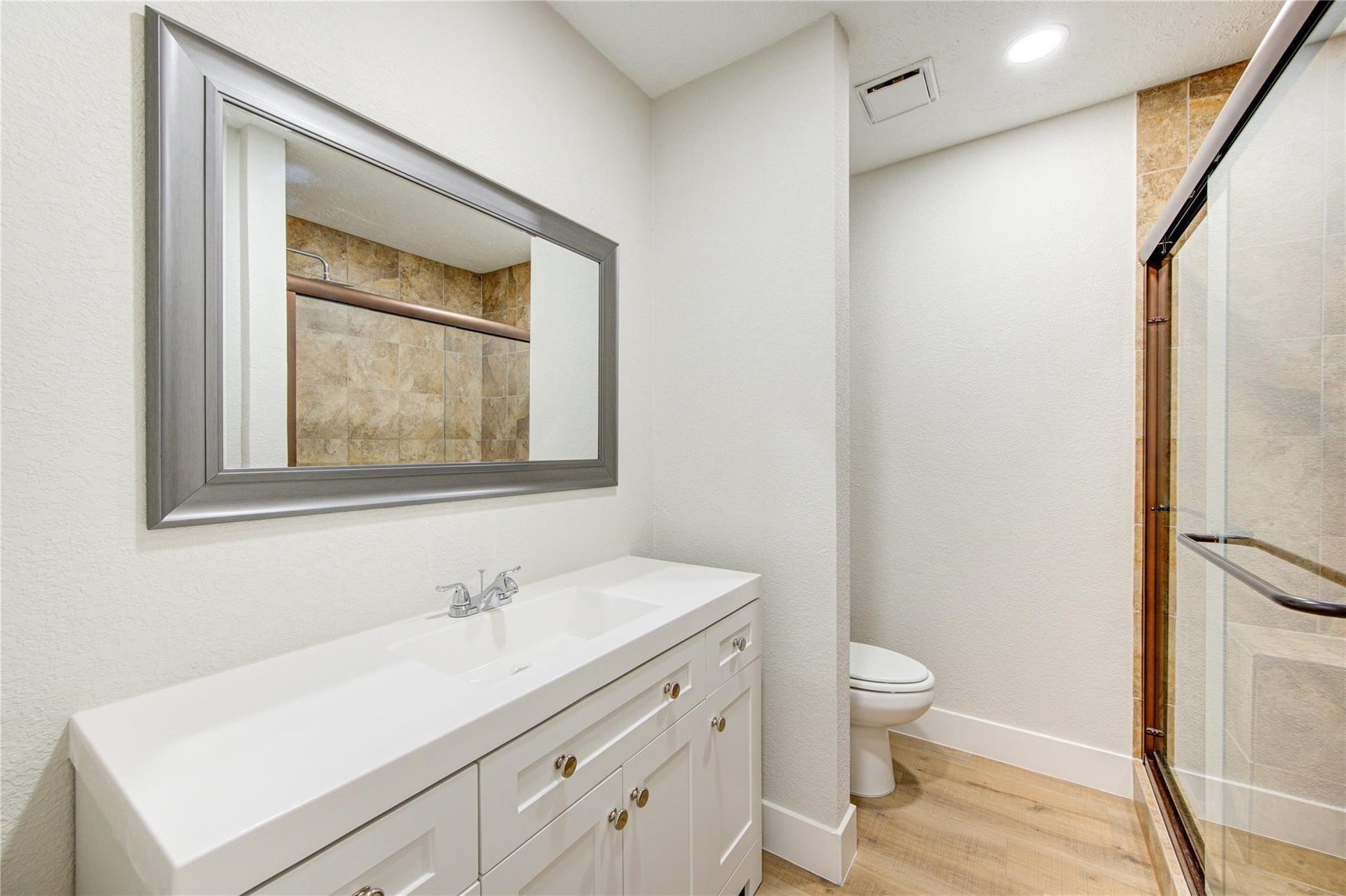 328 Meadow Wood Ct Court, League City, TX 77573 328 Meadow Wood Ct Court, League City, TX 77573