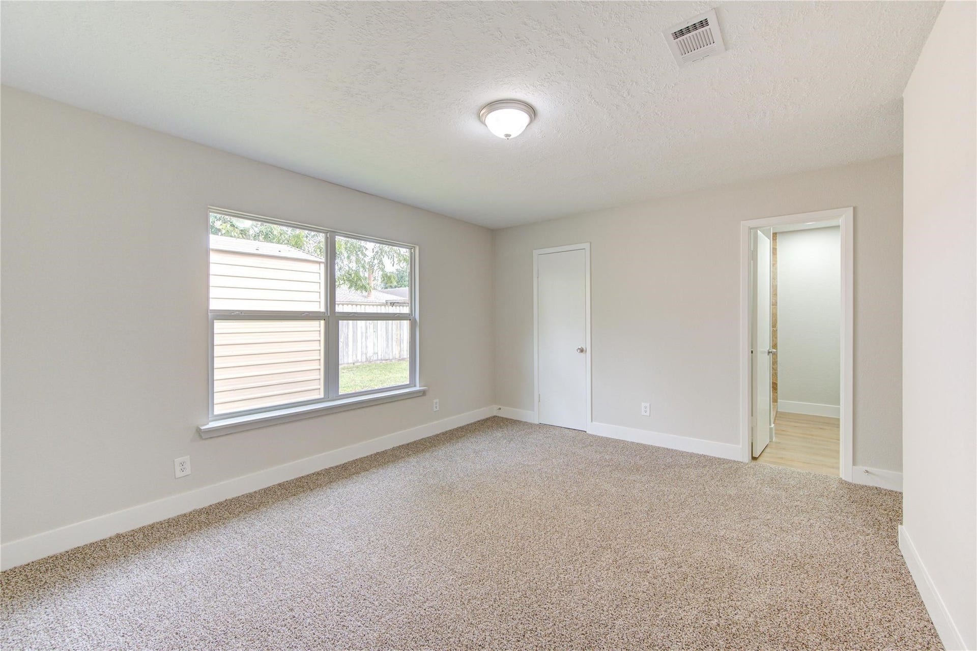 328 Meadow Wood Ct Court, League City, TX 77573 328 Meadow Wood Ct Court, League City, TX 77573
