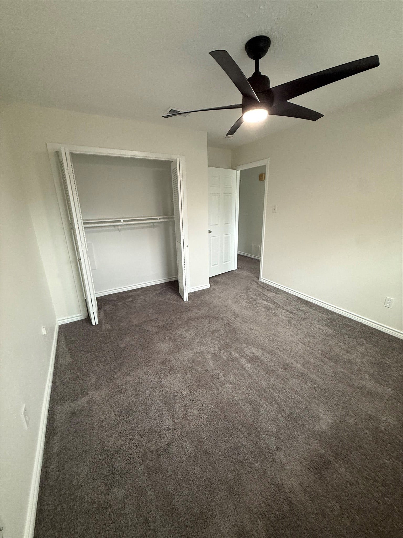 2318 Aprilmont Drive, Sugar Land, TX 77498 2318 Aprilmont Drive, Sugar Land, TX 77498