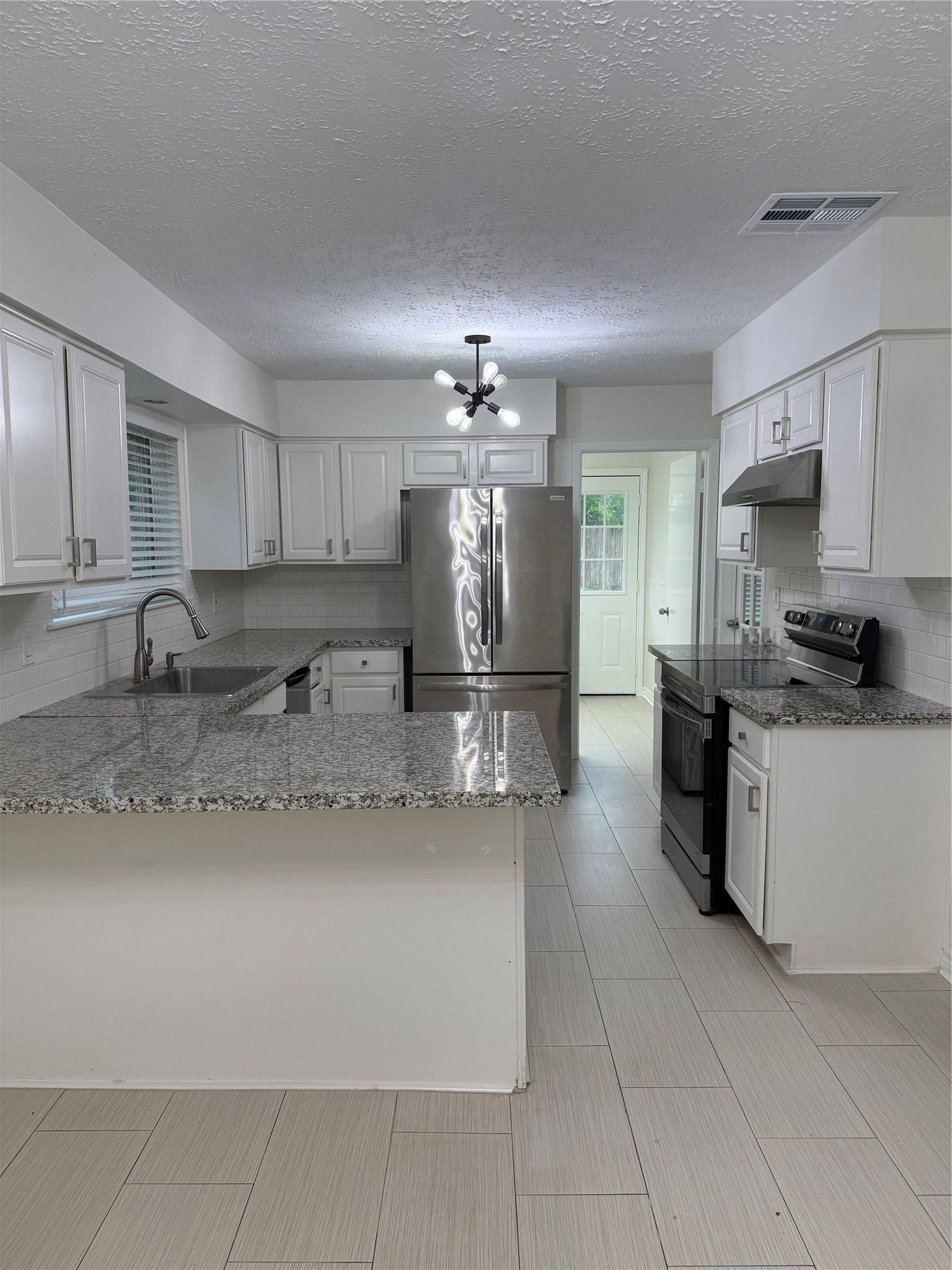 2318 Aprilmont Drive, Sugar Land, TX 77498 2318 Aprilmont Drive, Sugar Land, TX 77498