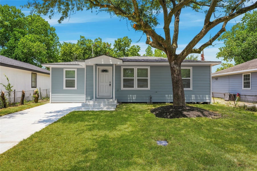 Property photo for 10629 Fairfax Street, Houston, TX