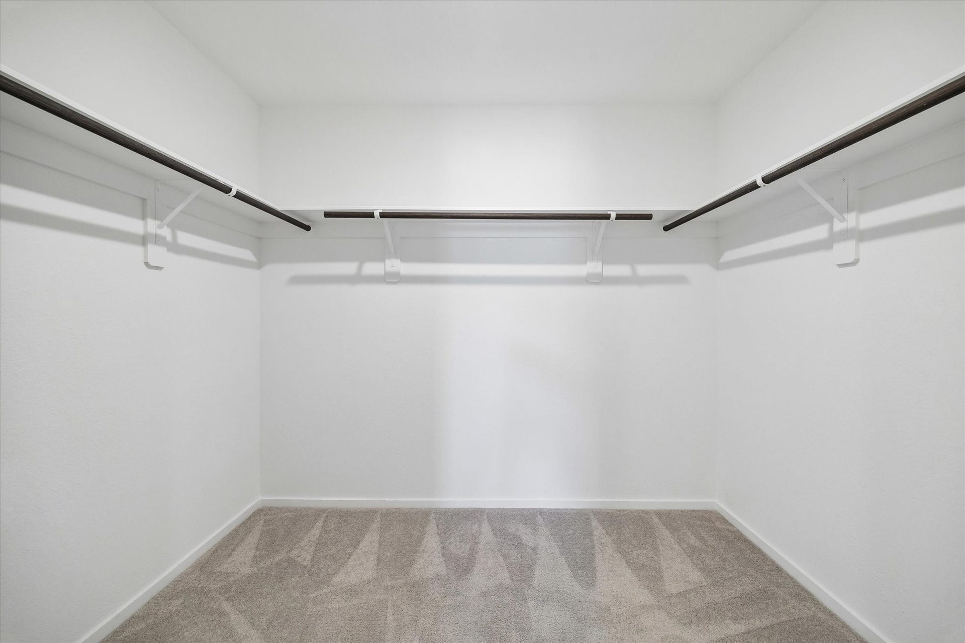 21583 Casavatore Drive, New Caney, TX 77357 Primary closet