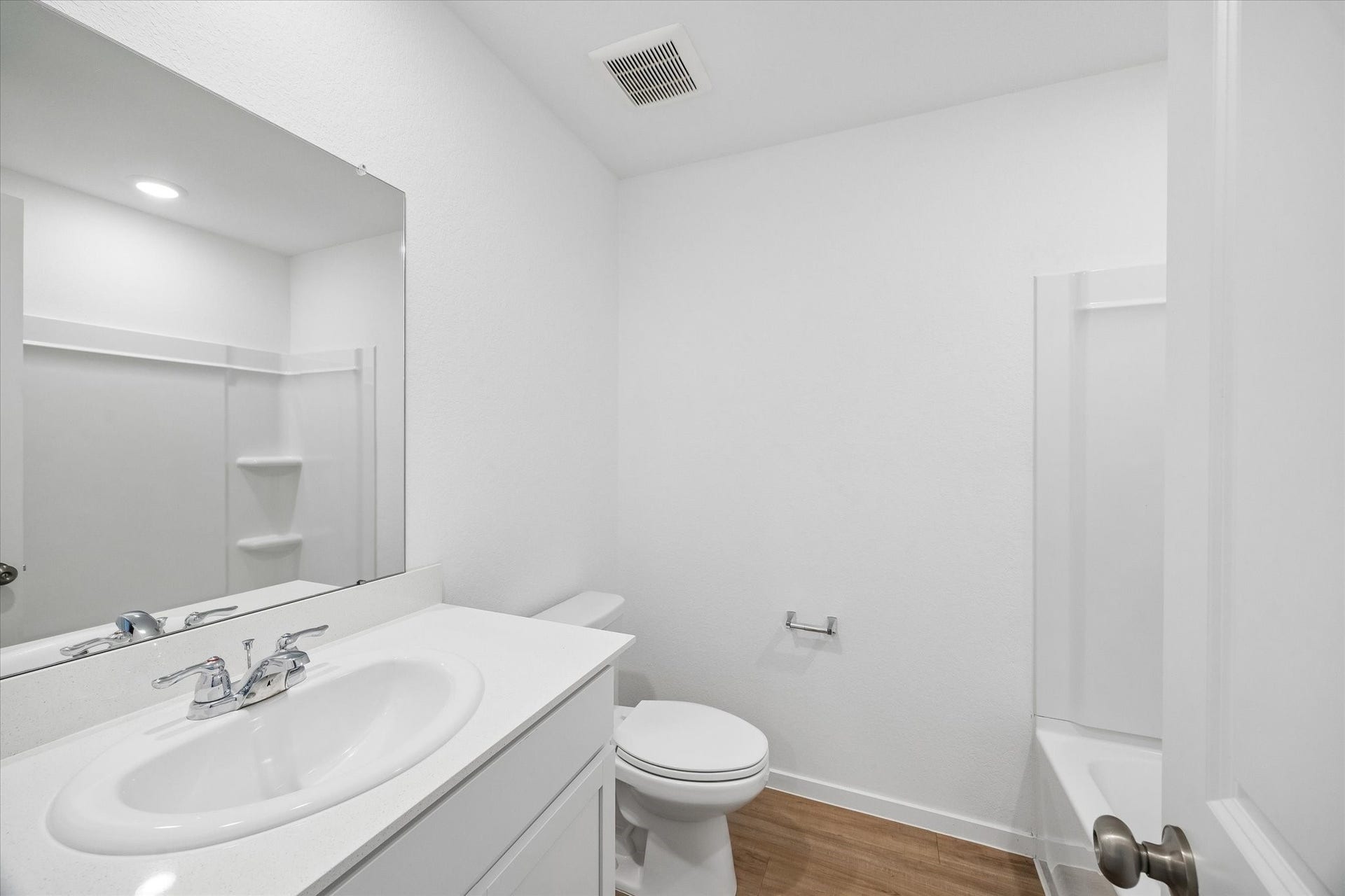 21583 Casavatore Drive, New Caney, TX 77357 Full bathroom