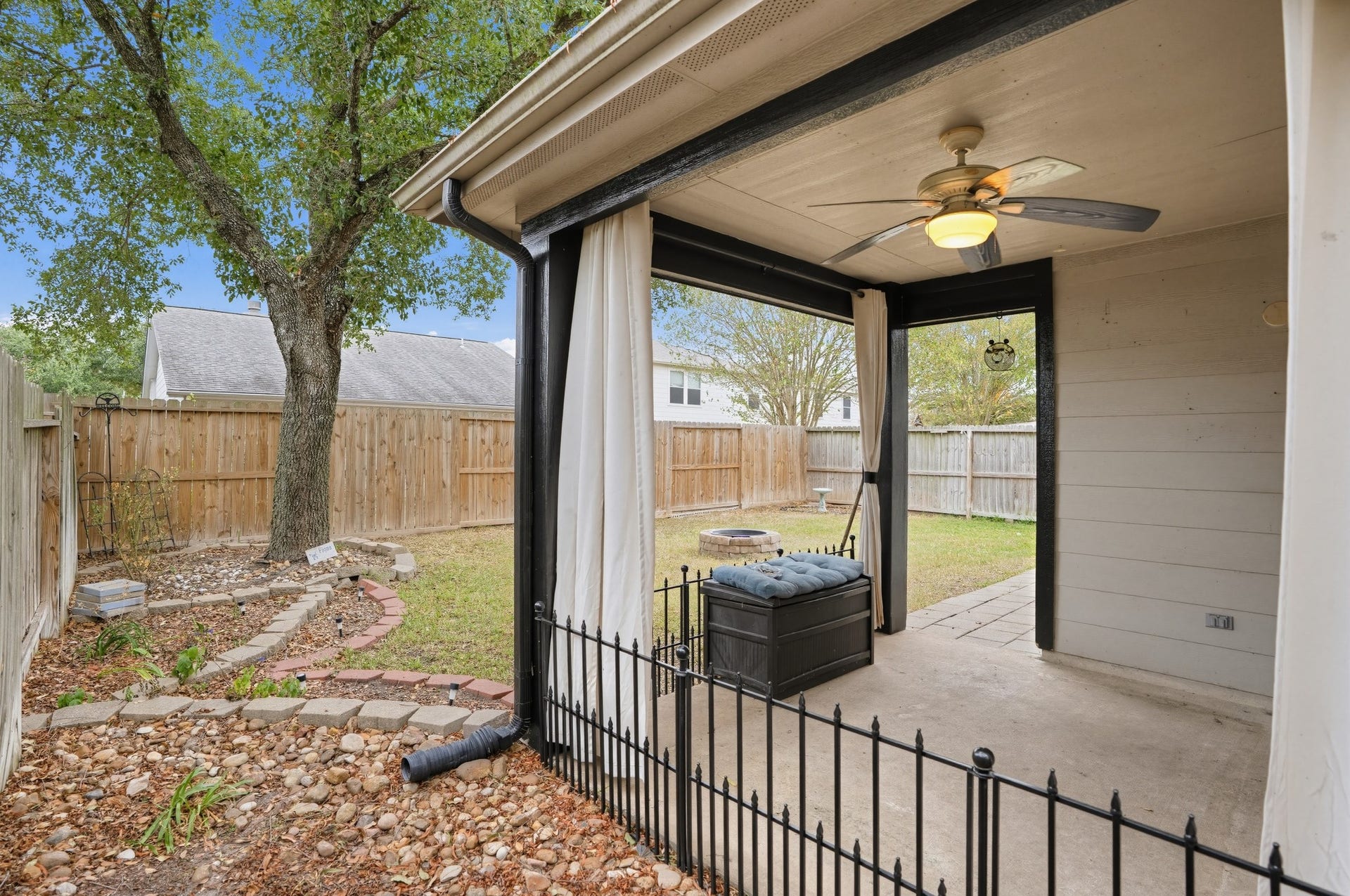 29522 Legends Pine Lane, Spring, TX 77386 29522 Legends Pine Lane, Spring, TX 77386