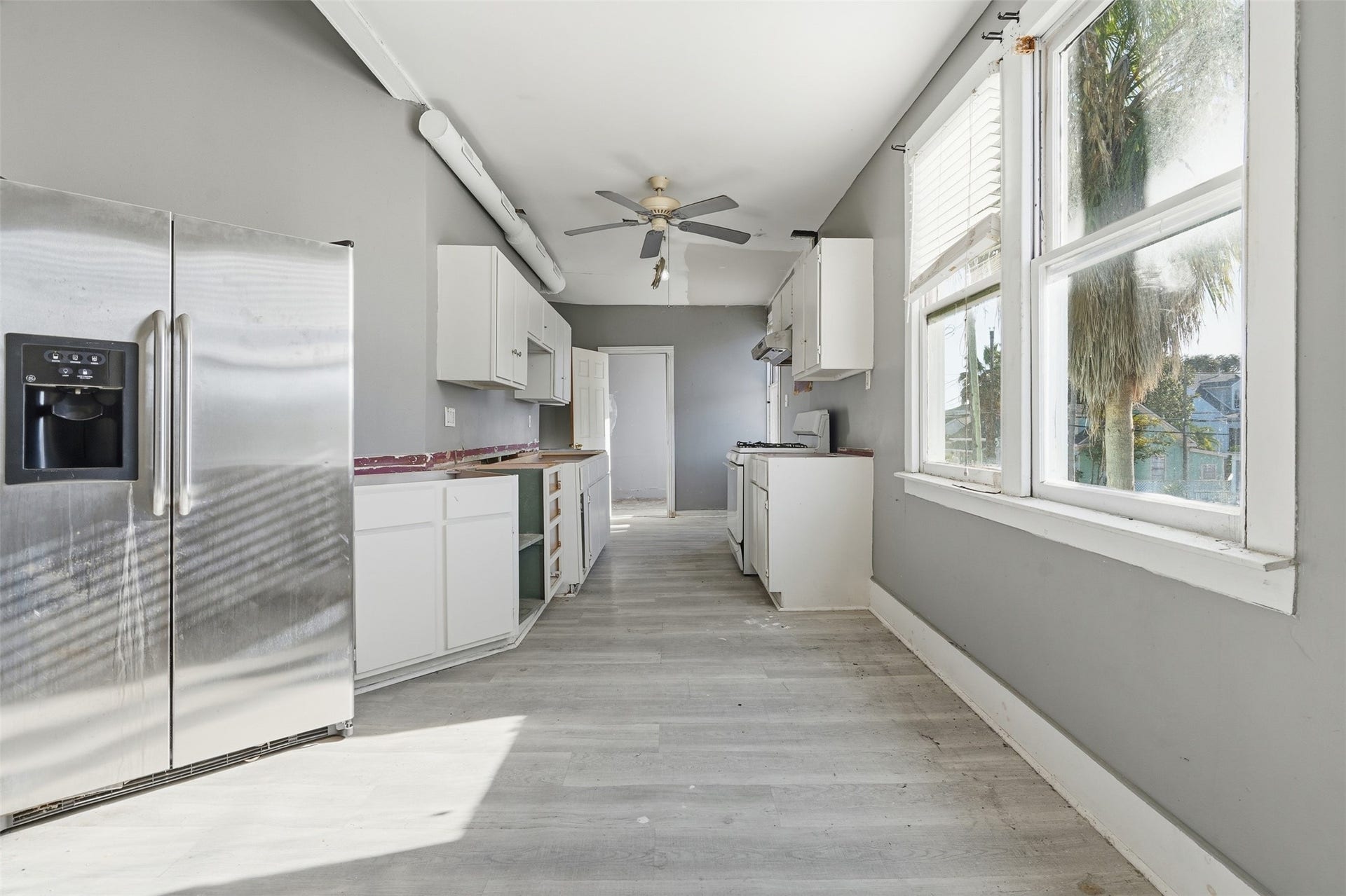 2025 Ave N 1/2, Galveston, TX 77550