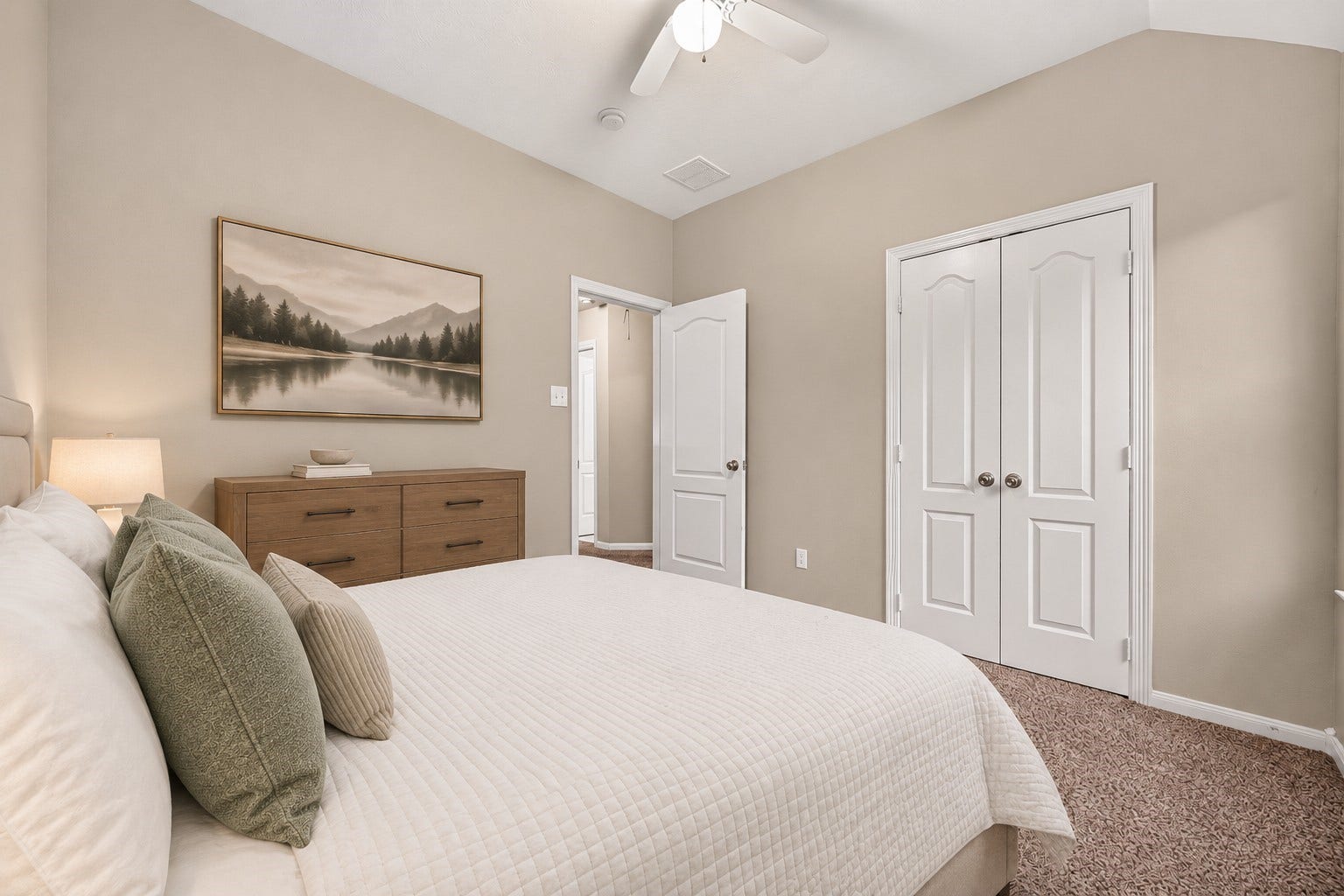 21834 Canton Pass Lane, Katy, TX 77450 A soothing ceiling fan adds comfort to this inviting and functional room. The generous closet space offers room for added storage and organization. **Virtually Staged**