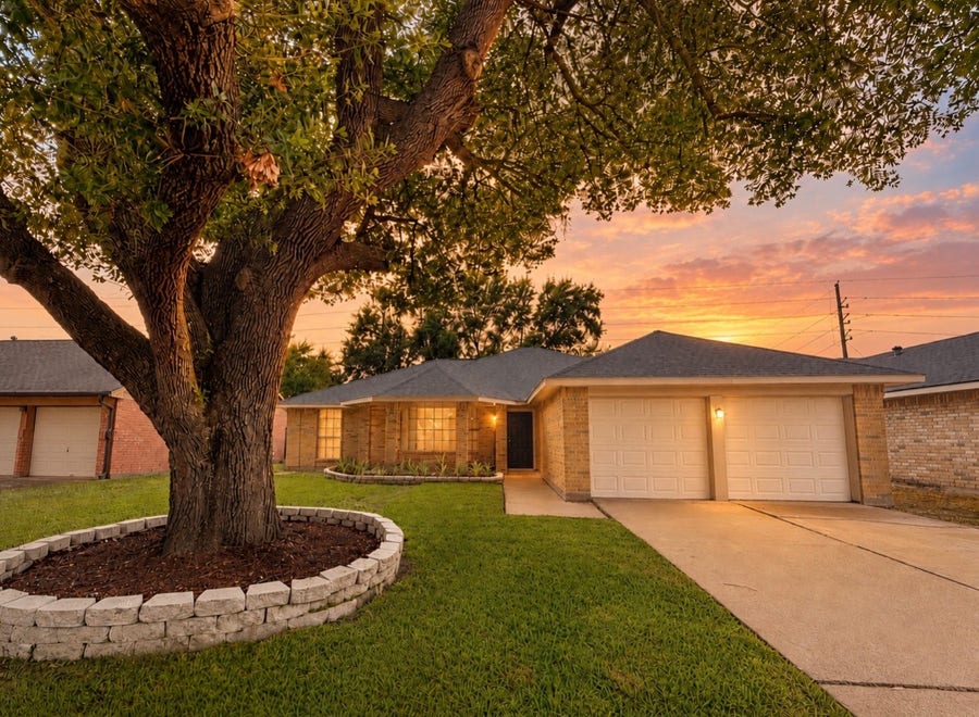 Property photo for 6535 Bellfield Manor Lane, Houston, TX