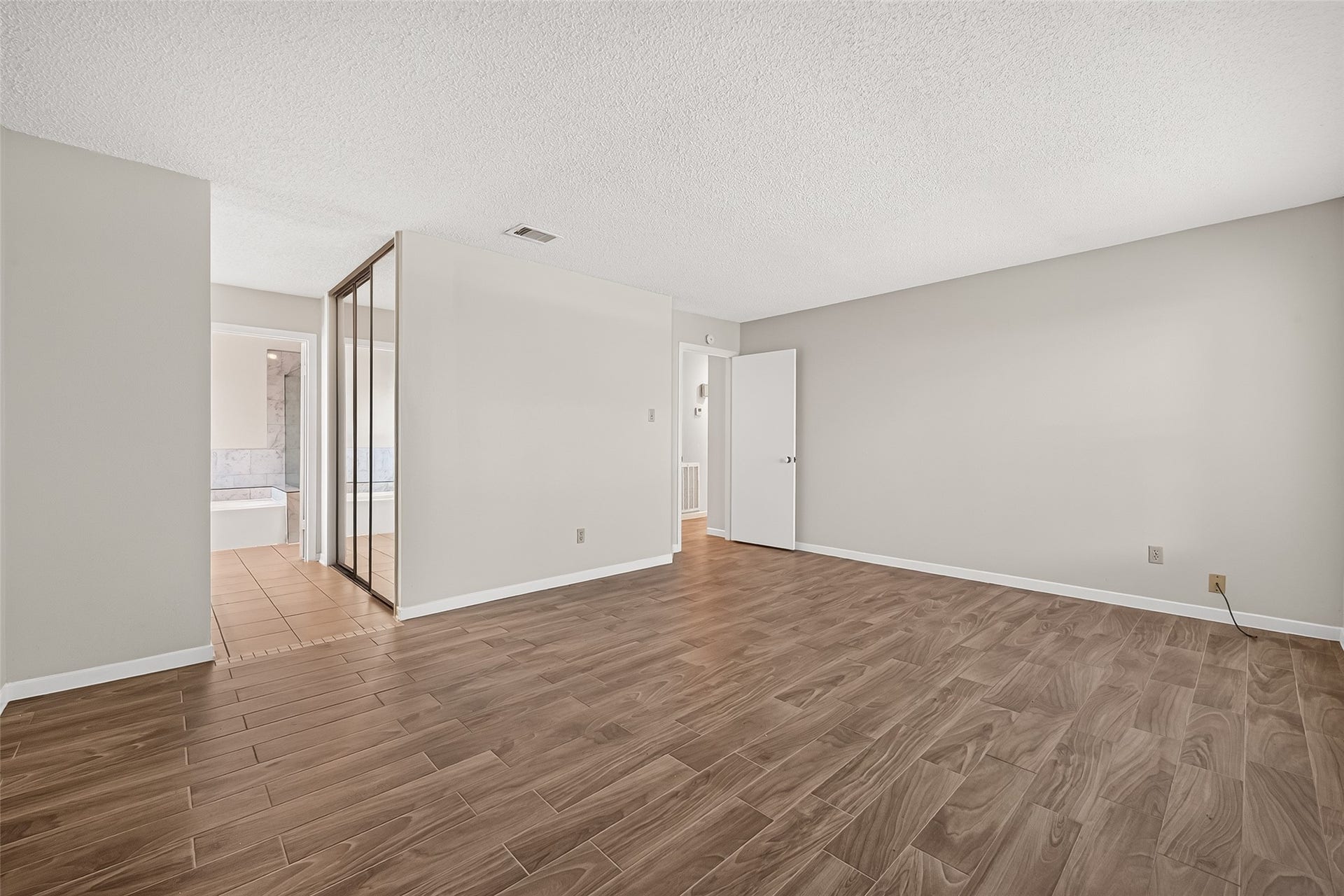 2215 Brook View Lane, Sugar Land, TX 77479 2215 Brook View Lane, Sugar Land, TX 77479