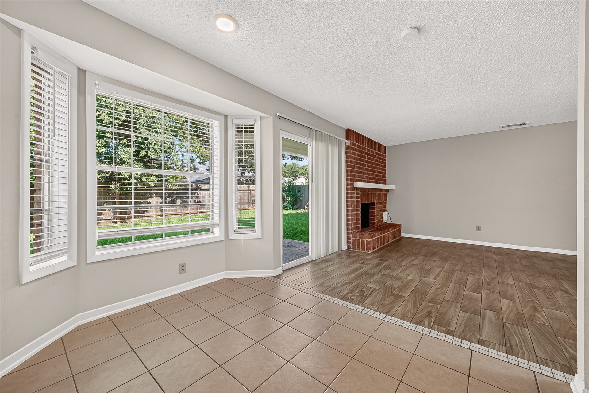 2215 Brook View Lane, Sugar Land, TX 77479 2215 Brook View Lane, Sugar Land, TX 77479