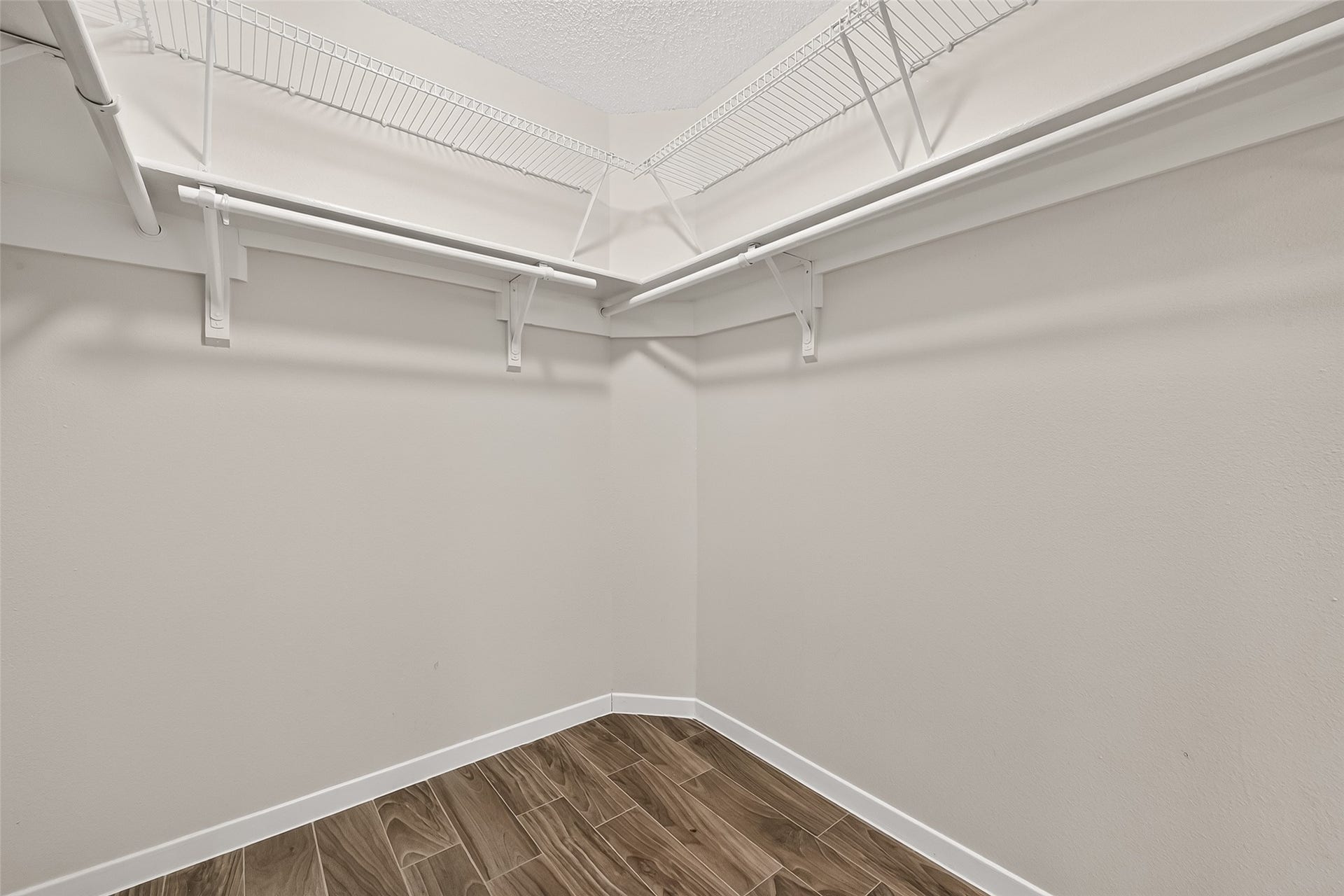 2215 Brook View Lane, Sugar Land, TX 77479 2215 Brook View Lane, Sugar Land, TX 77479