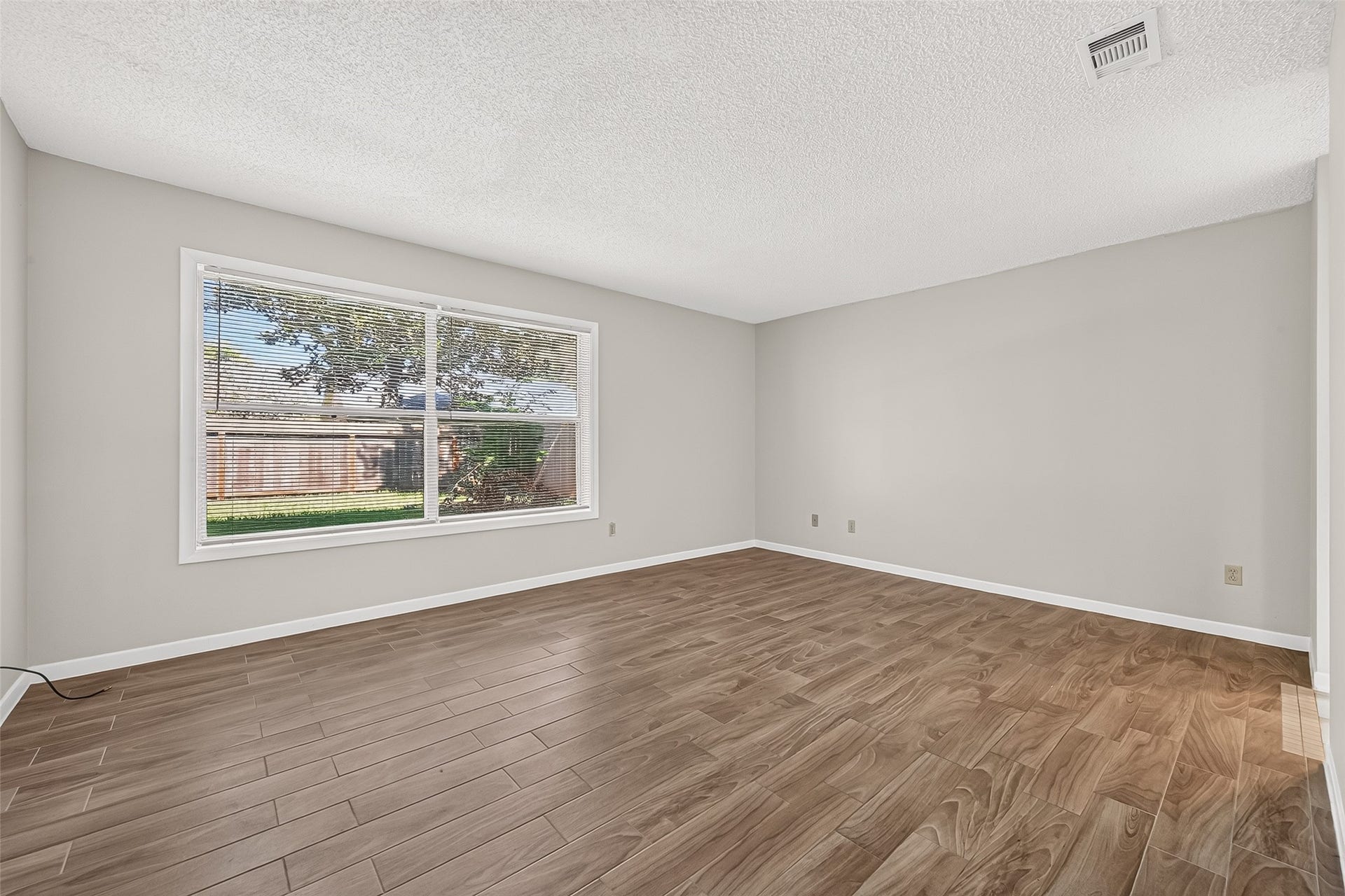2215 Brook View Lane, Sugar Land, TX 77479 2215 Brook View Lane, Sugar Land, TX 77479