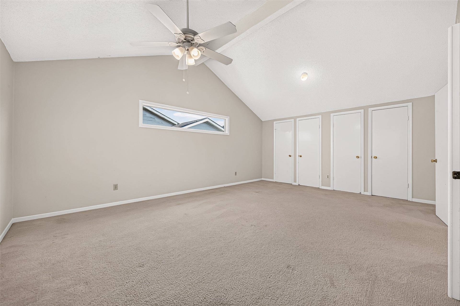 2215 Brook View Lane, Sugar Land, TX 77479 2215 Brook View Lane, Sugar Land, TX 77479