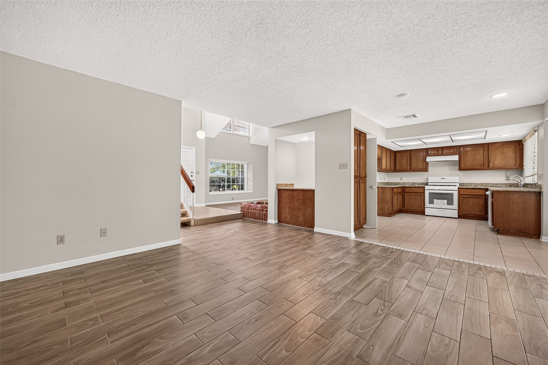 2215 Brook View Lane, Sugar Land, TX 77479 2215 Brook View Lane, Sugar Land, TX 77479