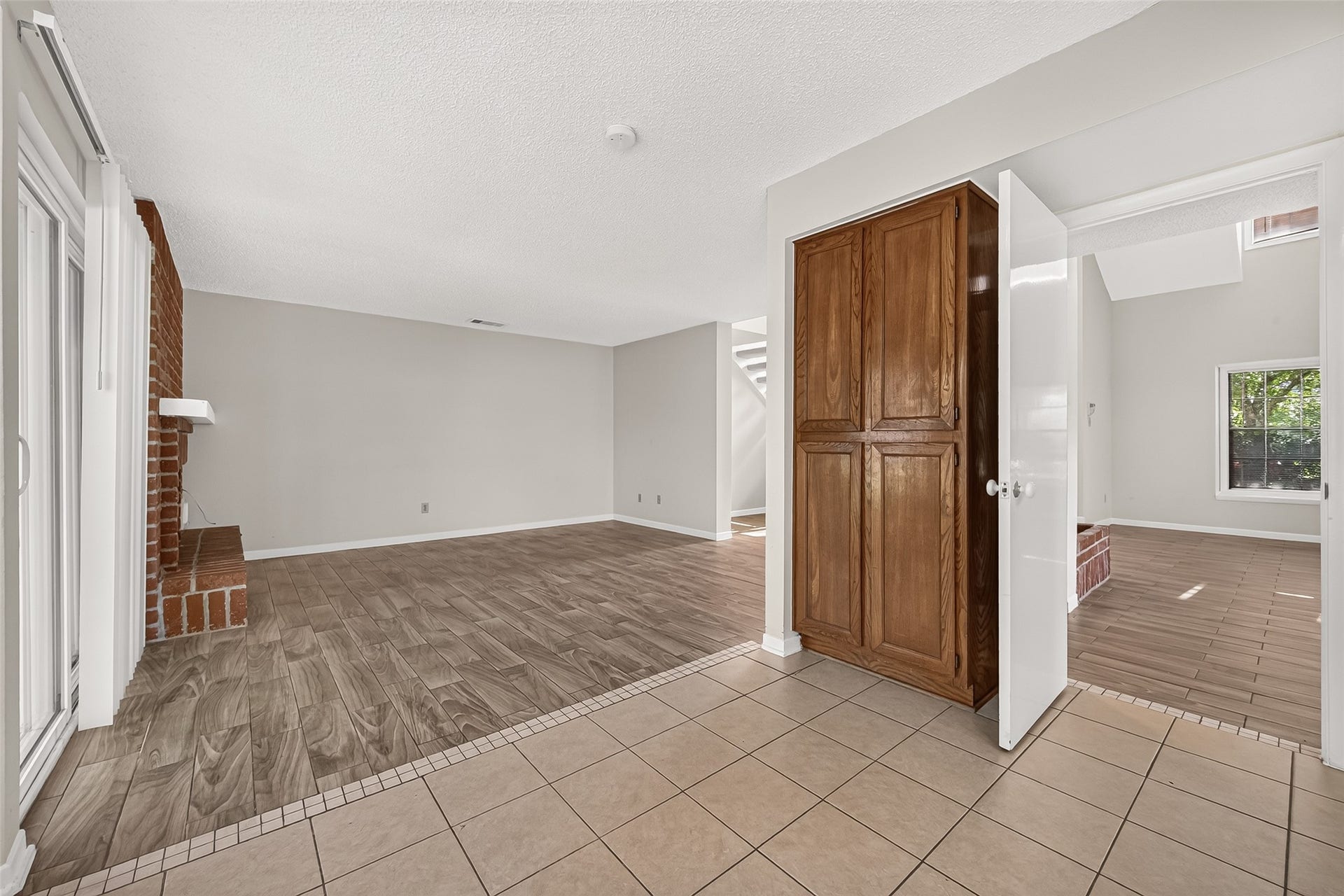 2215 Brook View Lane, Sugar Land, TX 77479 2215 Brook View Lane, Sugar Land, TX 77479