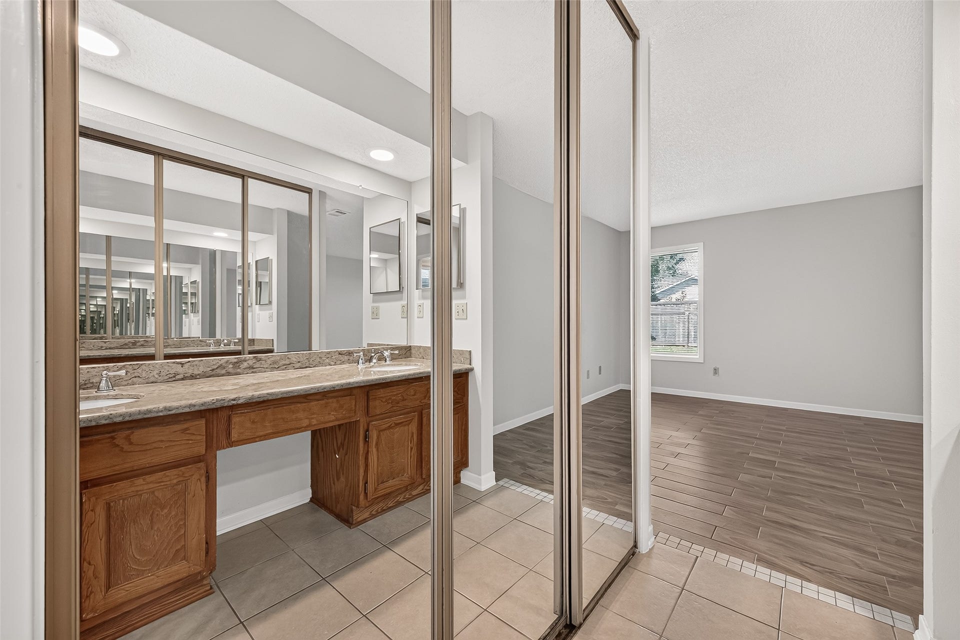 2215 Brook View Lane, Sugar Land, TX 77479 2215 Brook View Lane, Sugar Land, TX 77479
