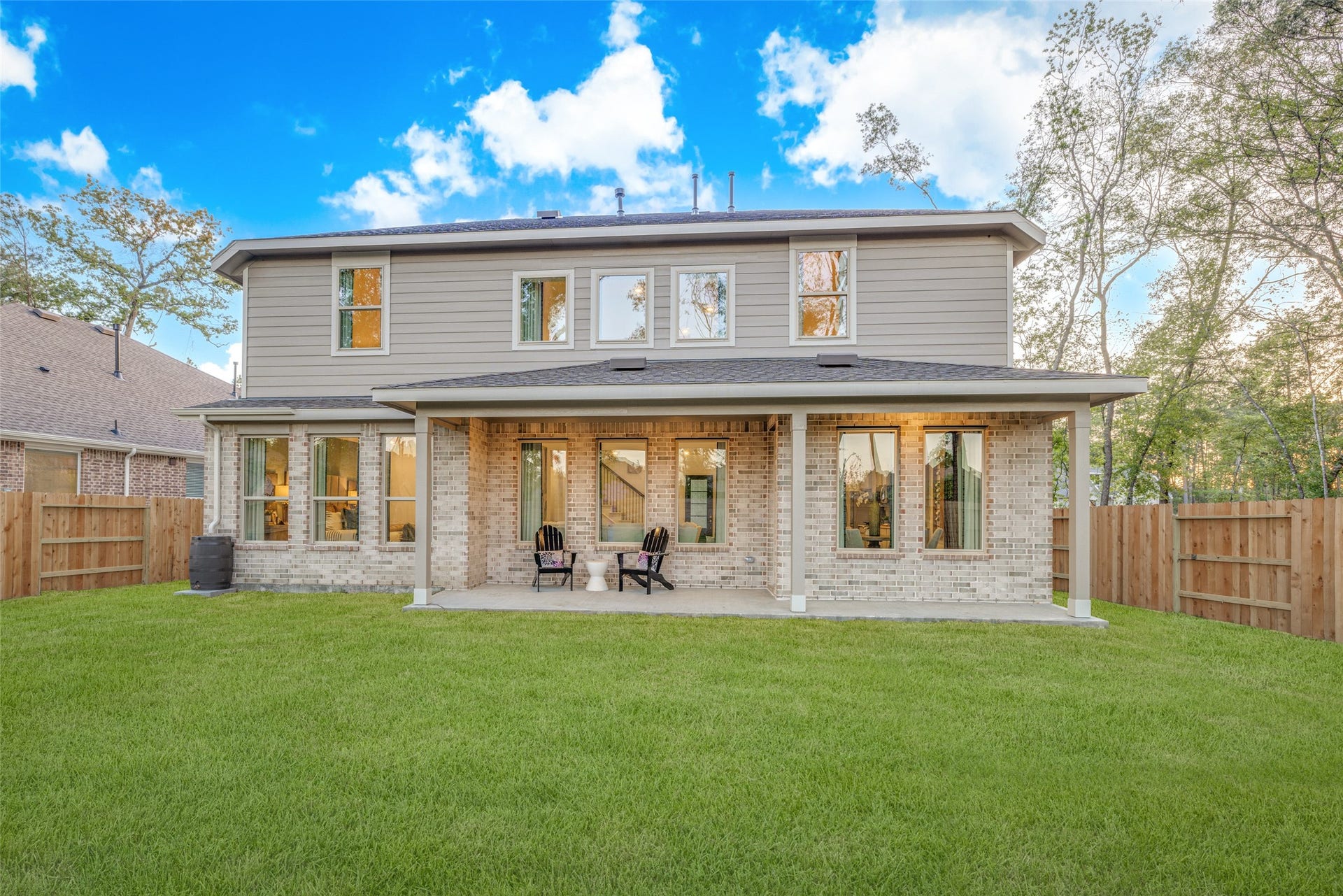 2067 Ocean Mist Drive, Waller, TX 77445 2067 Ocean Mist Drive, Waller, TX 77445