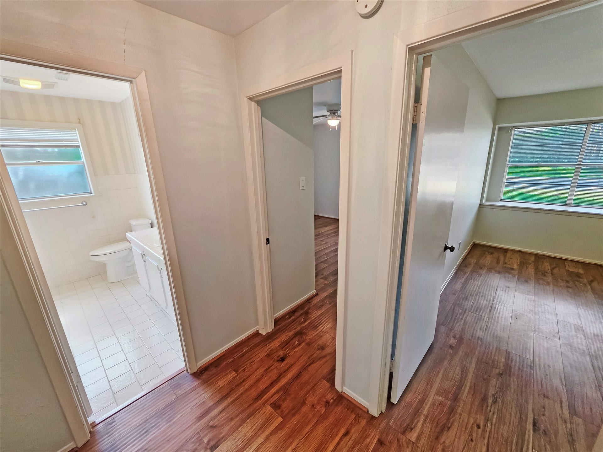 10806 Inwood Drive, Houston, TX 77042 10806 Inwood Drive, Houston, TX 77042