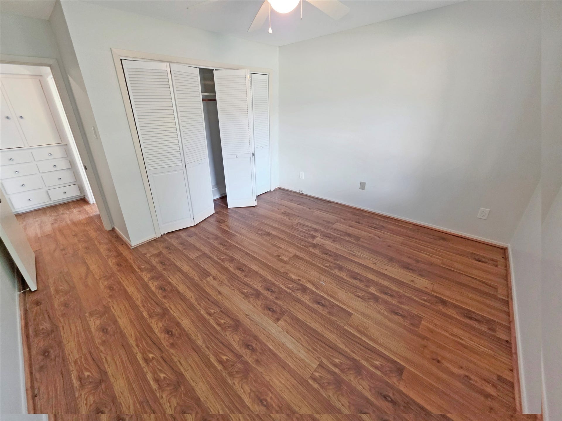 10806 Inwood Drive, Houston, TX 77042 10806 Inwood Drive, Houston, TX 77042