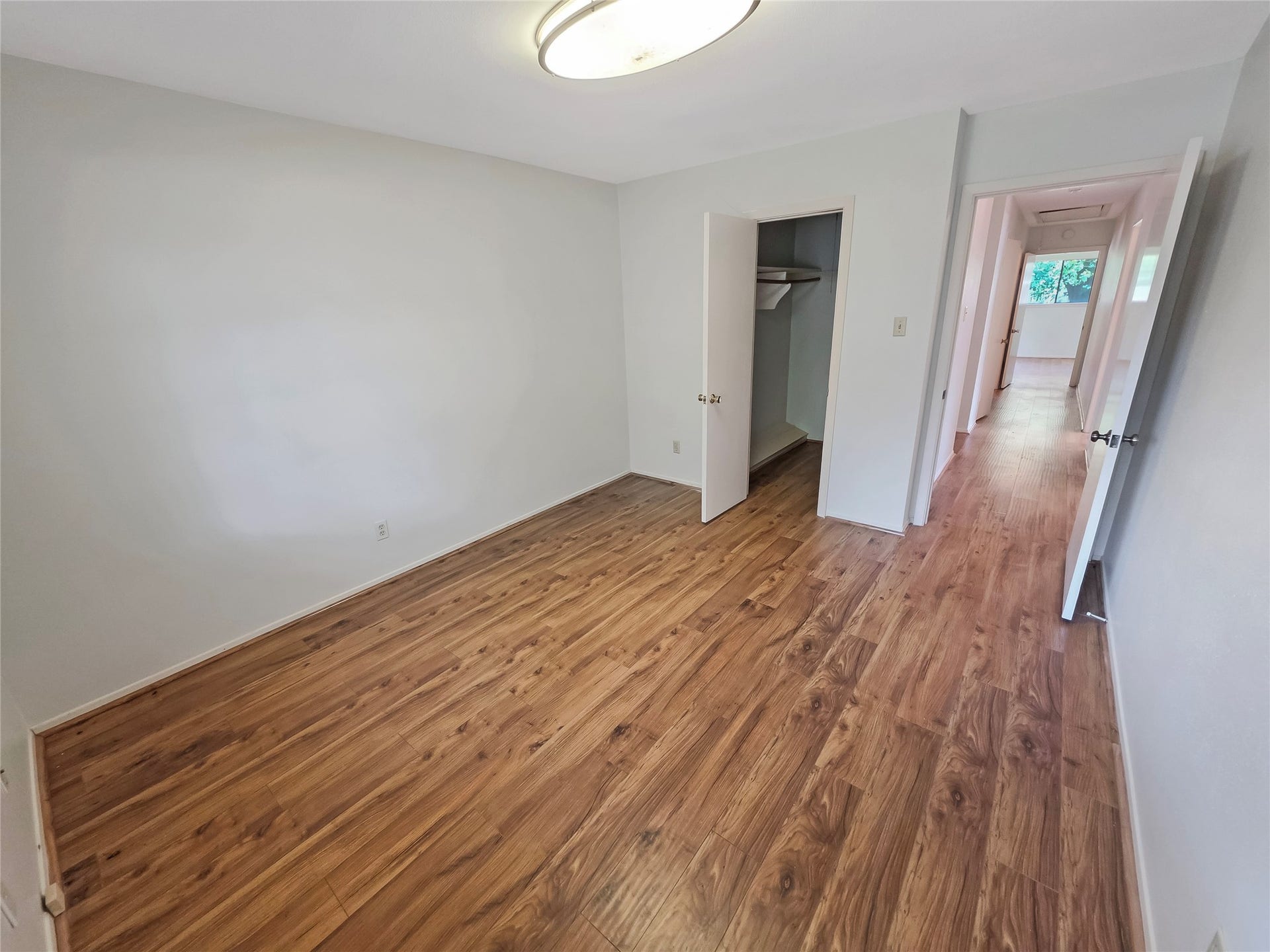 10806 Inwood Drive, Houston, TX 77042 10806 Inwood Drive, Houston, TX 77042