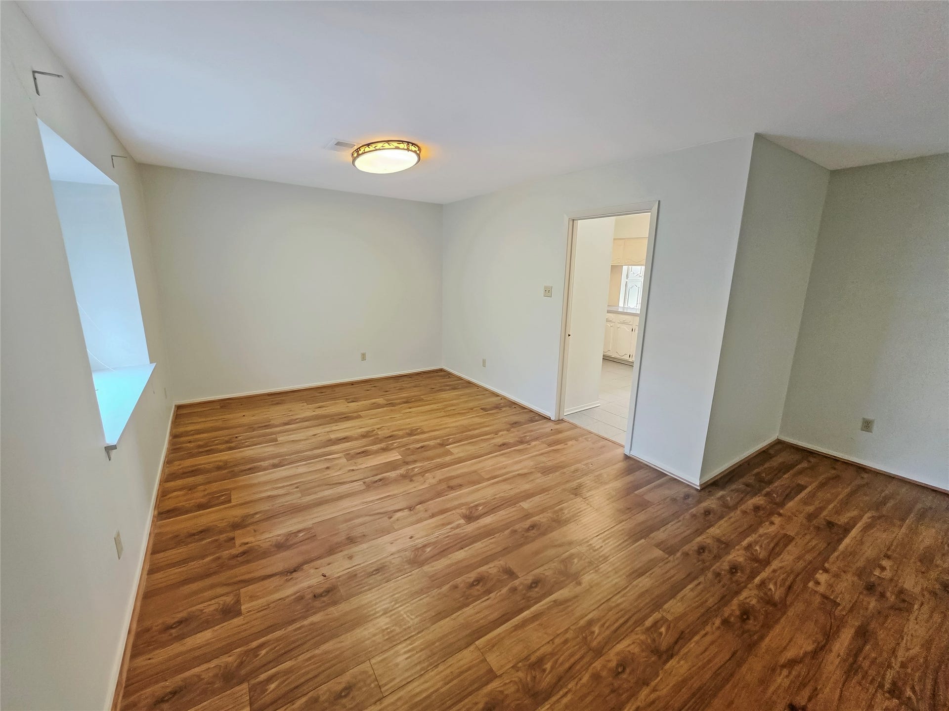 10806 Inwood Drive, Houston, TX 77042 10806 Inwood Drive, Houston, TX 77042