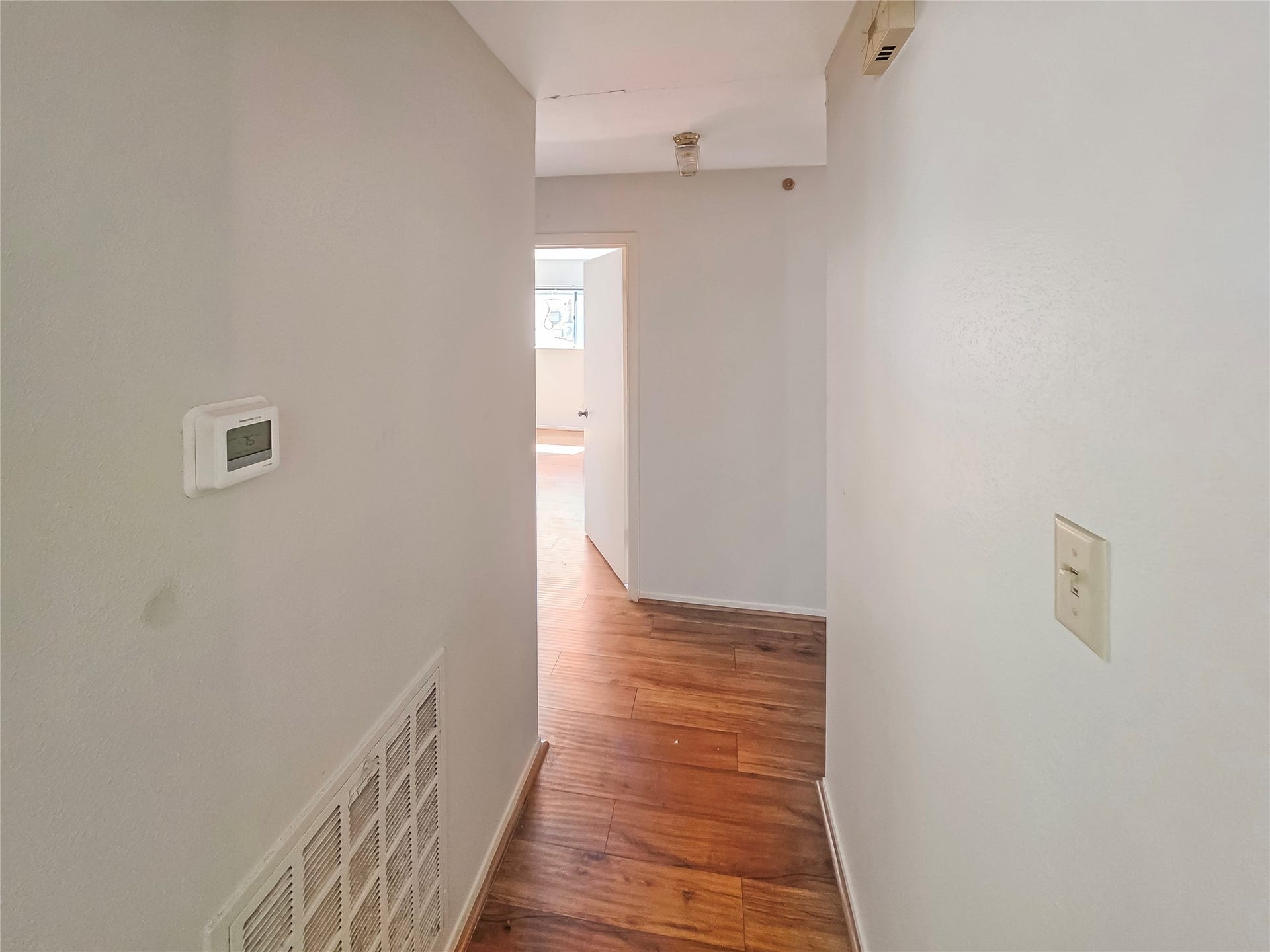 10806 Inwood Drive, Houston, TX 77042 10806 Inwood Drive, Houston, TX 77042