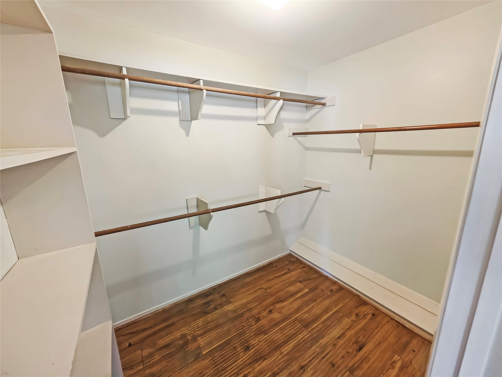 10806 Inwood Drive, Houston, TX 77042 10806 Inwood Drive, Houston, TX 77042