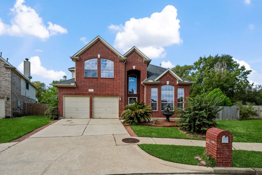 Property photo for 226 Persimmon Drive, Baytown, TX
