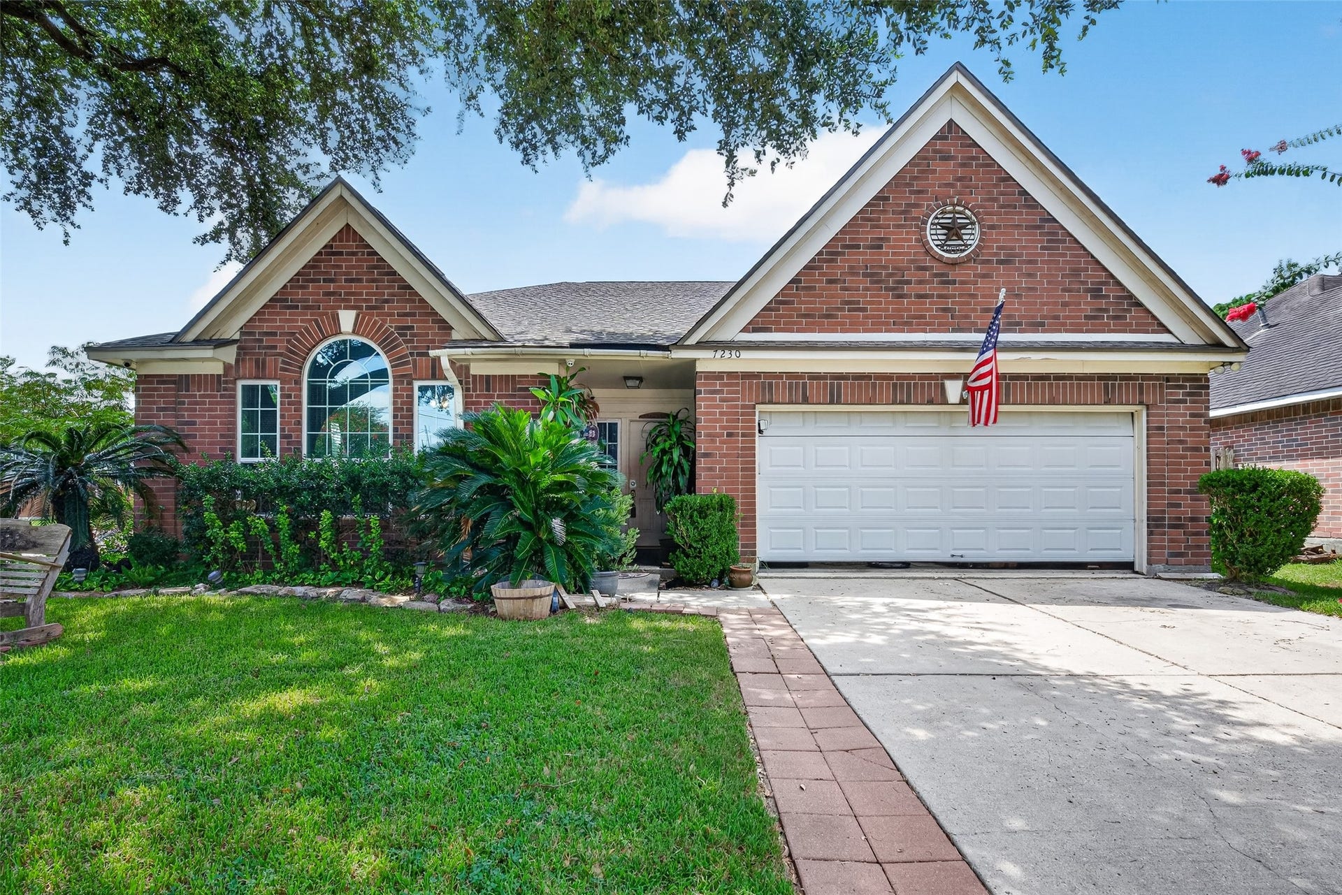 7230 Oak Walk Drive, Humble, TX 77346 7230 Oak Walk Drive, Humble, TX 77346
