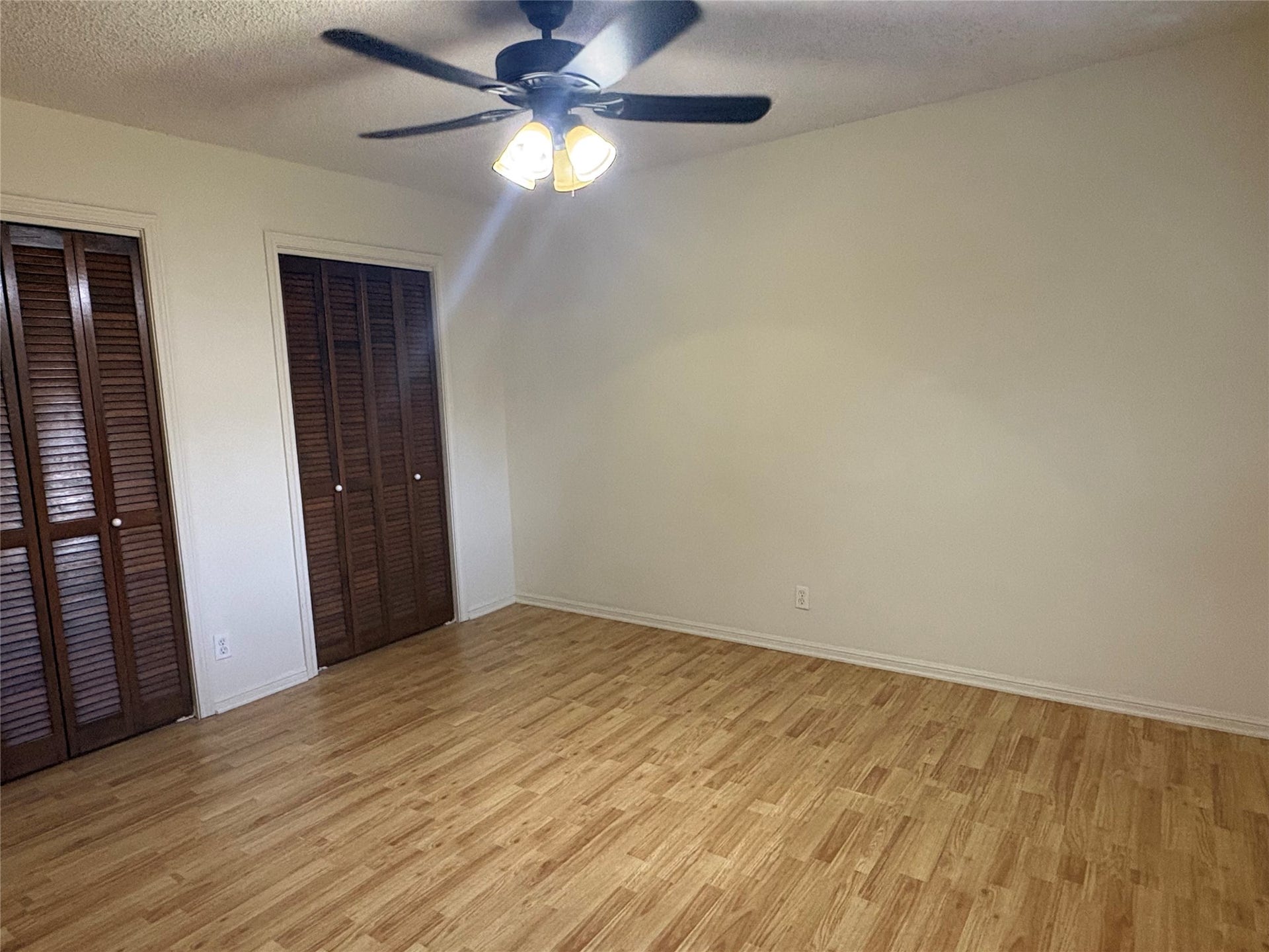 118 Spanish Moss Lane, Lake Jackson, TX 77566 118 Spanish Moss Lane, Lake Jackson, TX 77566