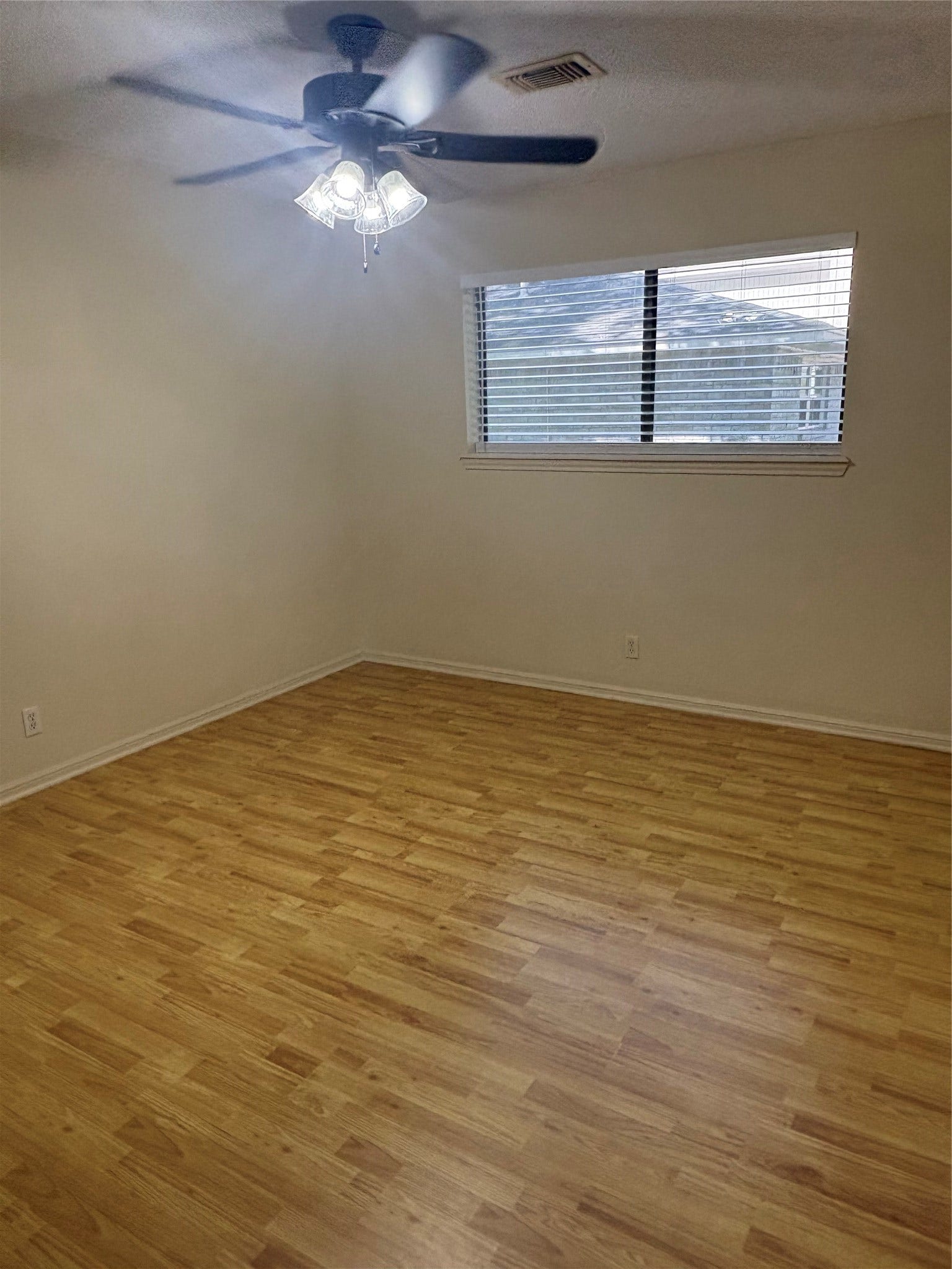 118 Spanish Moss Lane, Lake Jackson, TX 77566 118 Spanish Moss Lane, Lake Jackson, TX 77566
