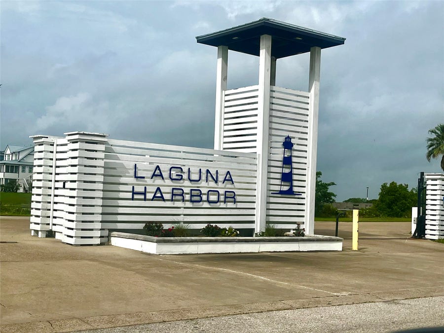 Property photo for 1812 Laguna Harbor Estate Boulevard, Port Bolivar, TX