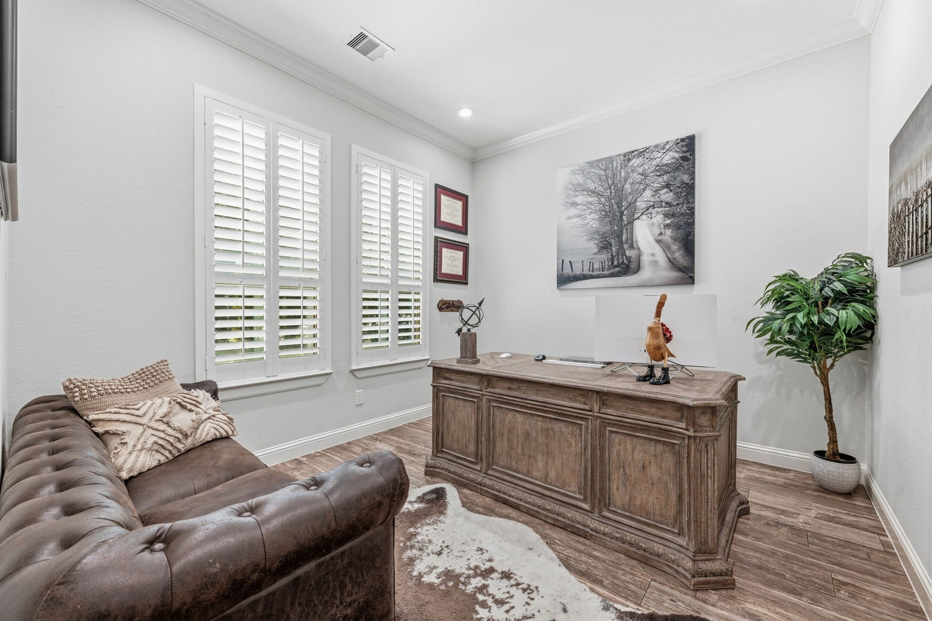 25127 E Tara Plantation Drive E, Tomball, TX 77375 Don't Forget the Dedicated Study!