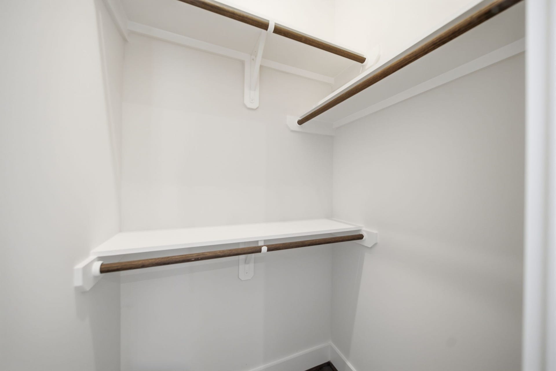 5522 Wheatley Street, #D, Houston, TX 77091 walk-in closets in the secondary bedrooms