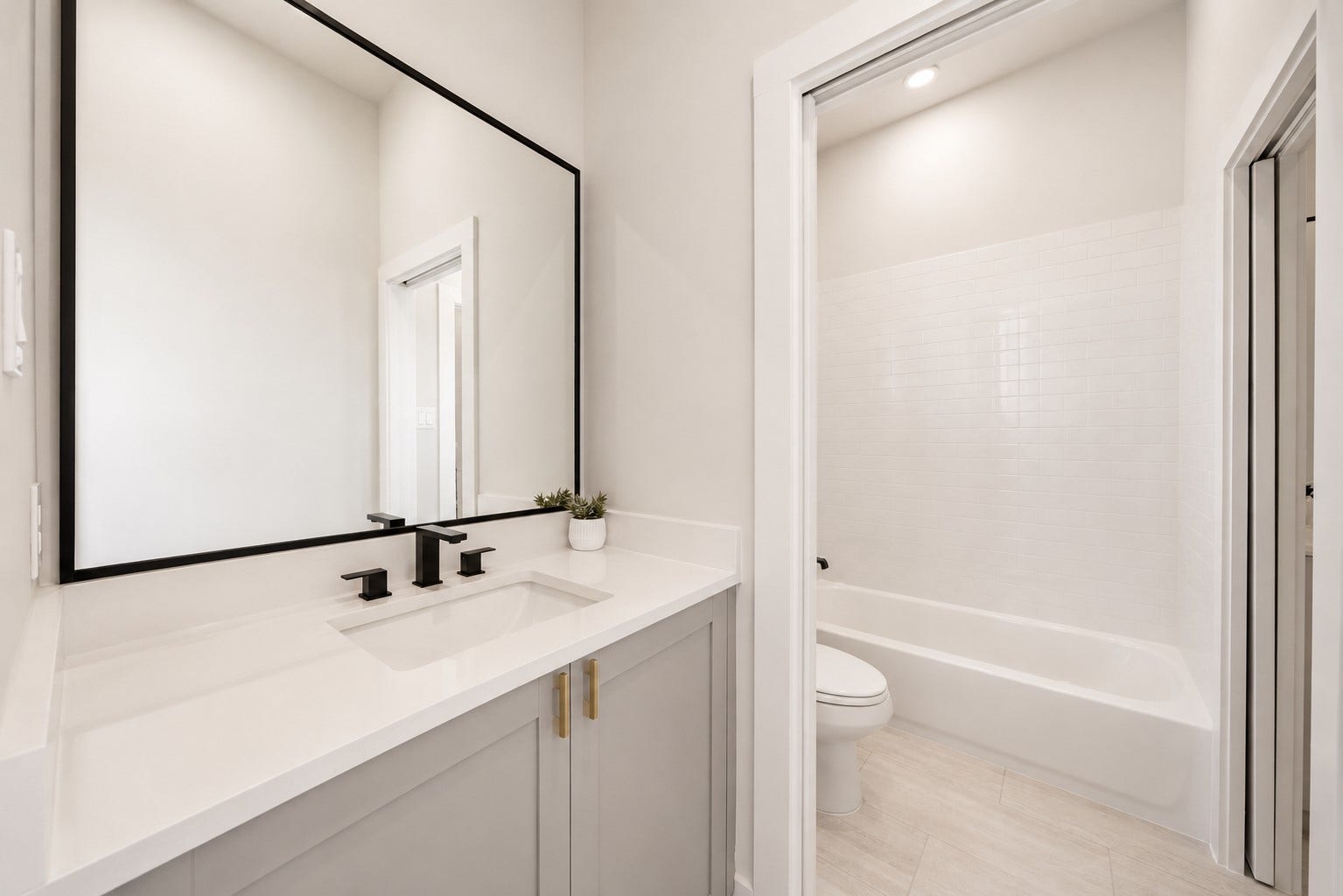 5518 Wheatley Street, #C, Houston, TX 77091 5518 Wheatley Street, #C, Houston, TX 77091