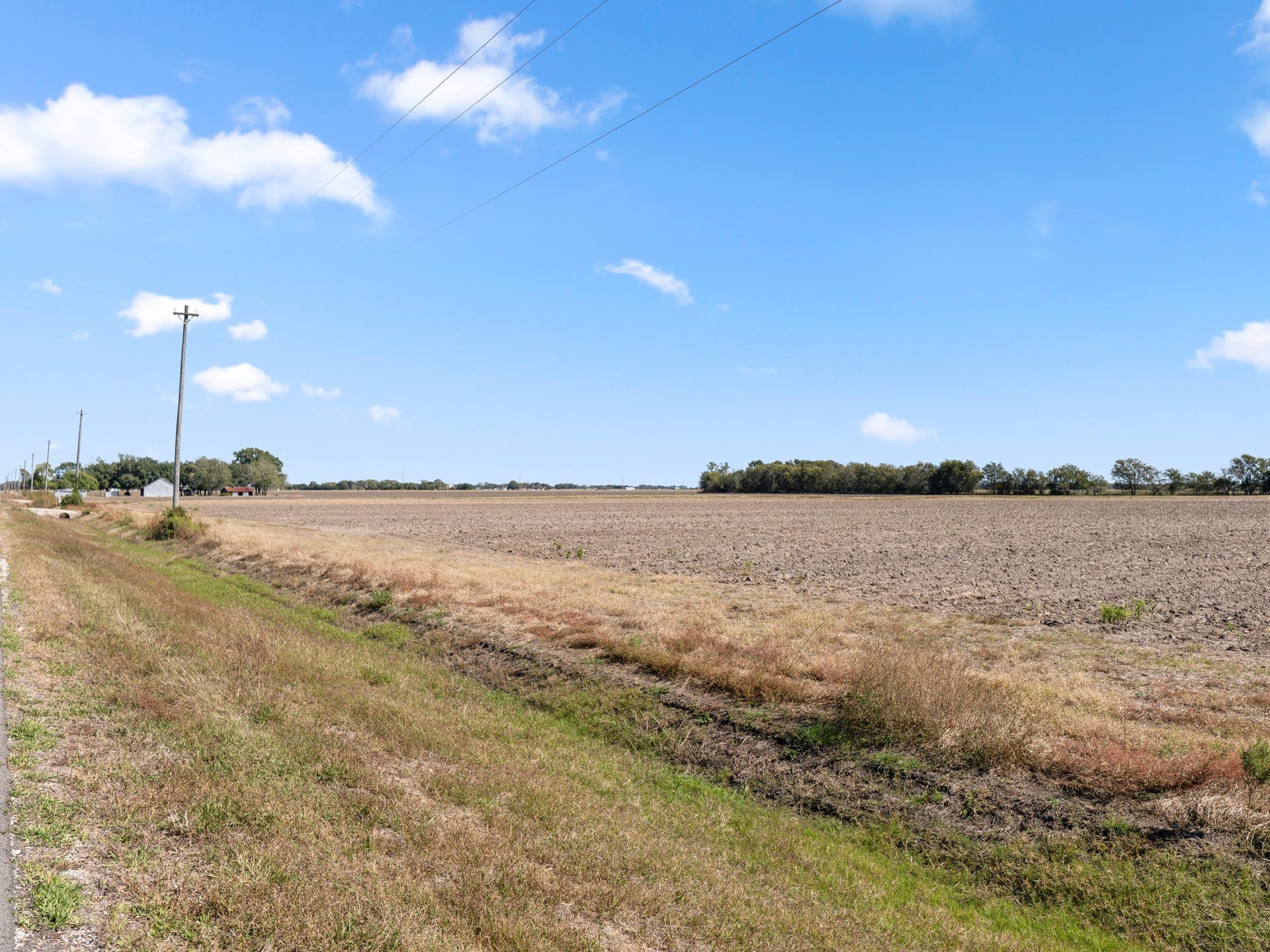 14309 Vrlla Road, Guy, TX 77444 14309 Vrlla Road, Guy, TX 77444