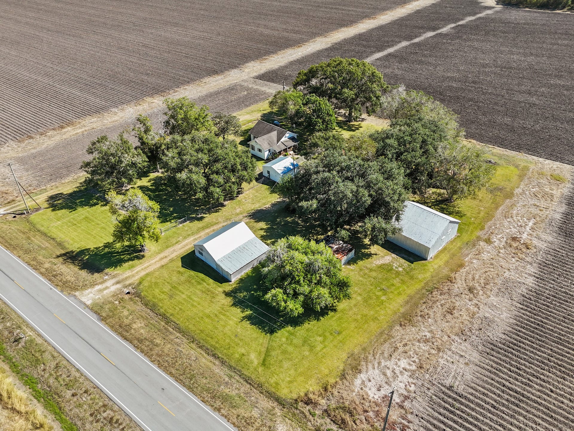 14309 Vrlla Road, Guy, TX 77444 14309 Vrlla Road, Guy, TX 77444