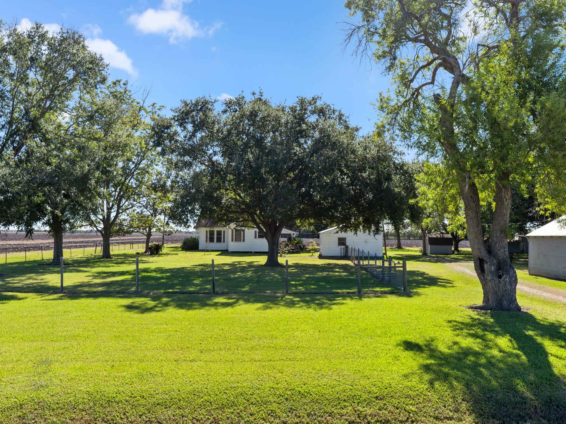 14309 Vrlla Road, Guy, TX 77444 14309 Vrlla Road, Guy, TX 77444